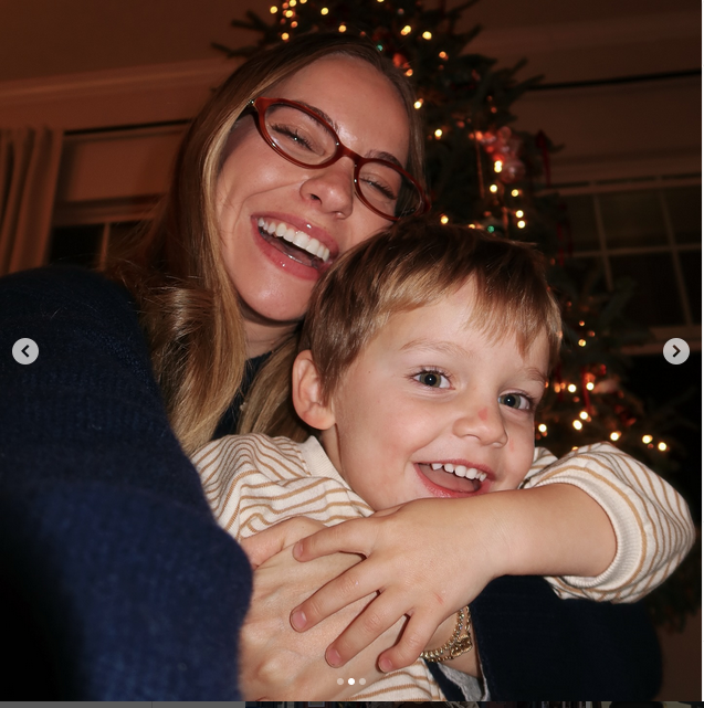 Emilie and Trigg Kiser, from a post dated January 1, 2025 | Source: Instagram/emiliekiser