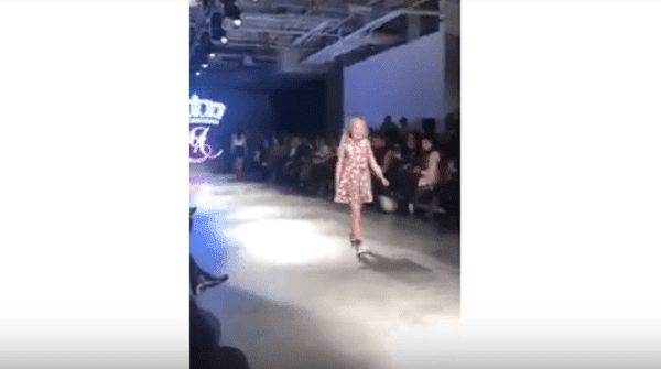 Amy Lee estuvo en el Fashion Week-Imagent tomada de YouTube-Crawley News 24 Amy Lee estuvo en el Fashion Week-Imagent tomada de YouTube-Crawley News 24