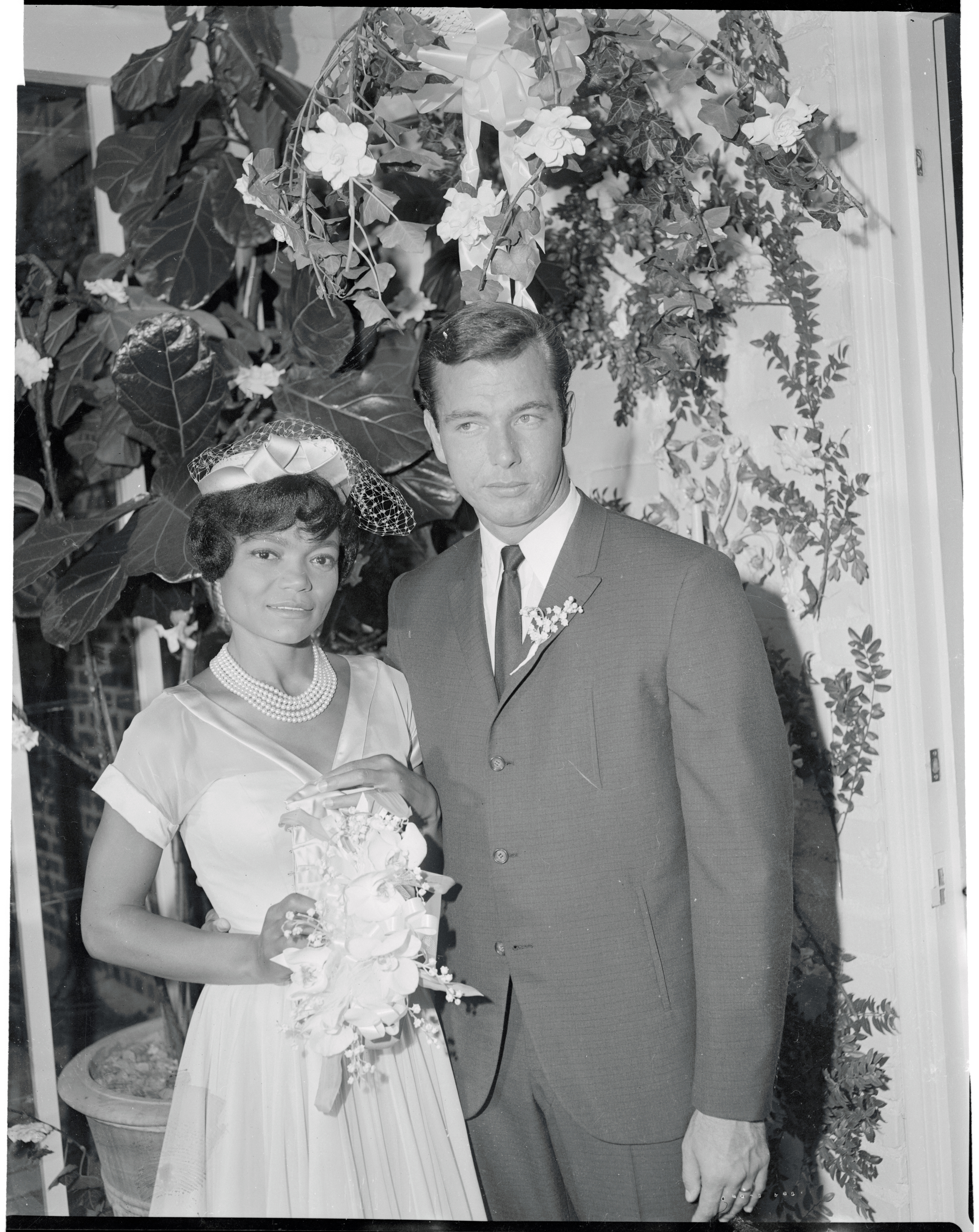 Eartha Kitt during her wedding to John William McDonald, circa 1960. | Source: Getty Images