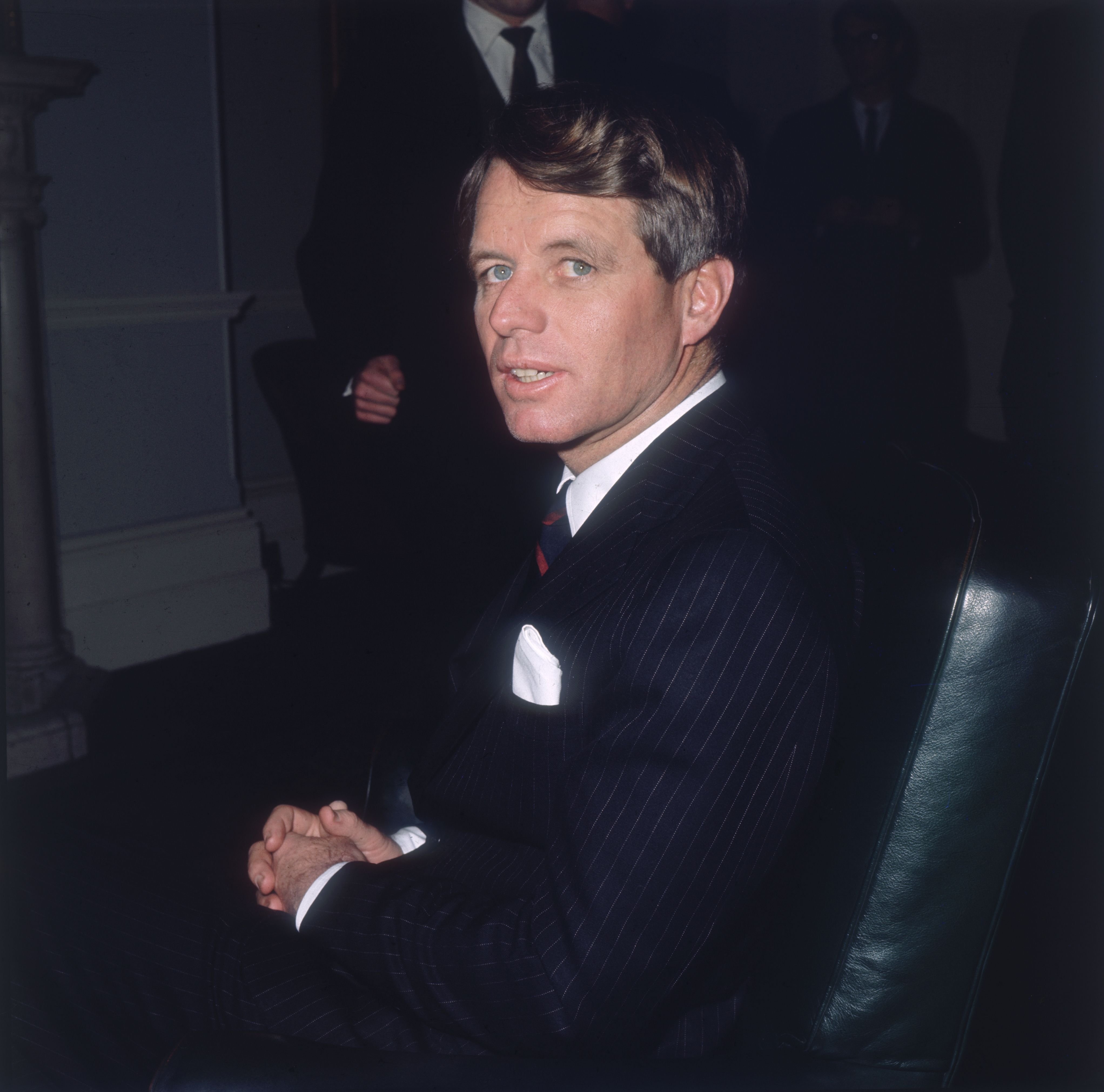 Senator Robert Kennedy (1925 - 1968) during a visit to London, May 1967. | Photo: Getty Images