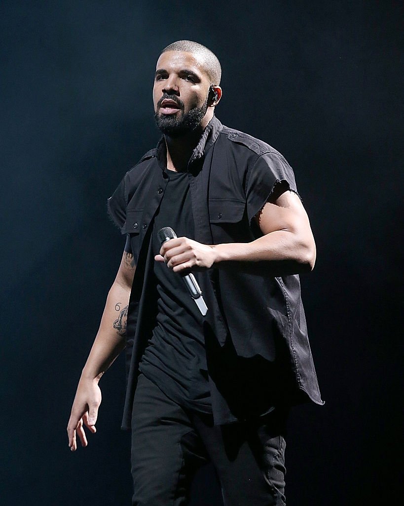 Drake performs in concert on the 2nd day of the 2nd weekend of the Austin City Limits Music Festival at Zilker Park | Photo: Getty Images
