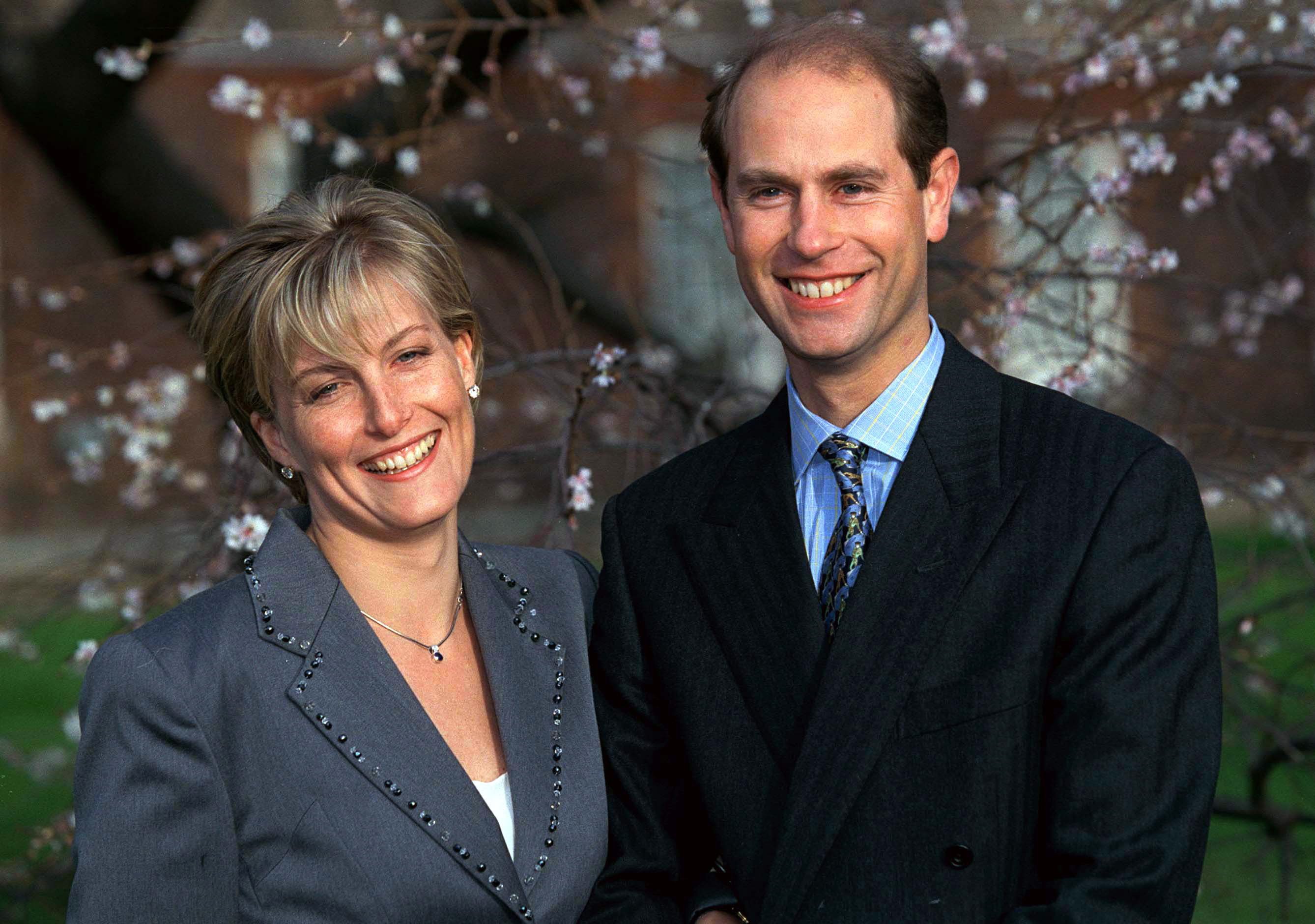 Prince Edward and Sophie Wessex in London on the day of their engagement 1999. | Source: Getty Images