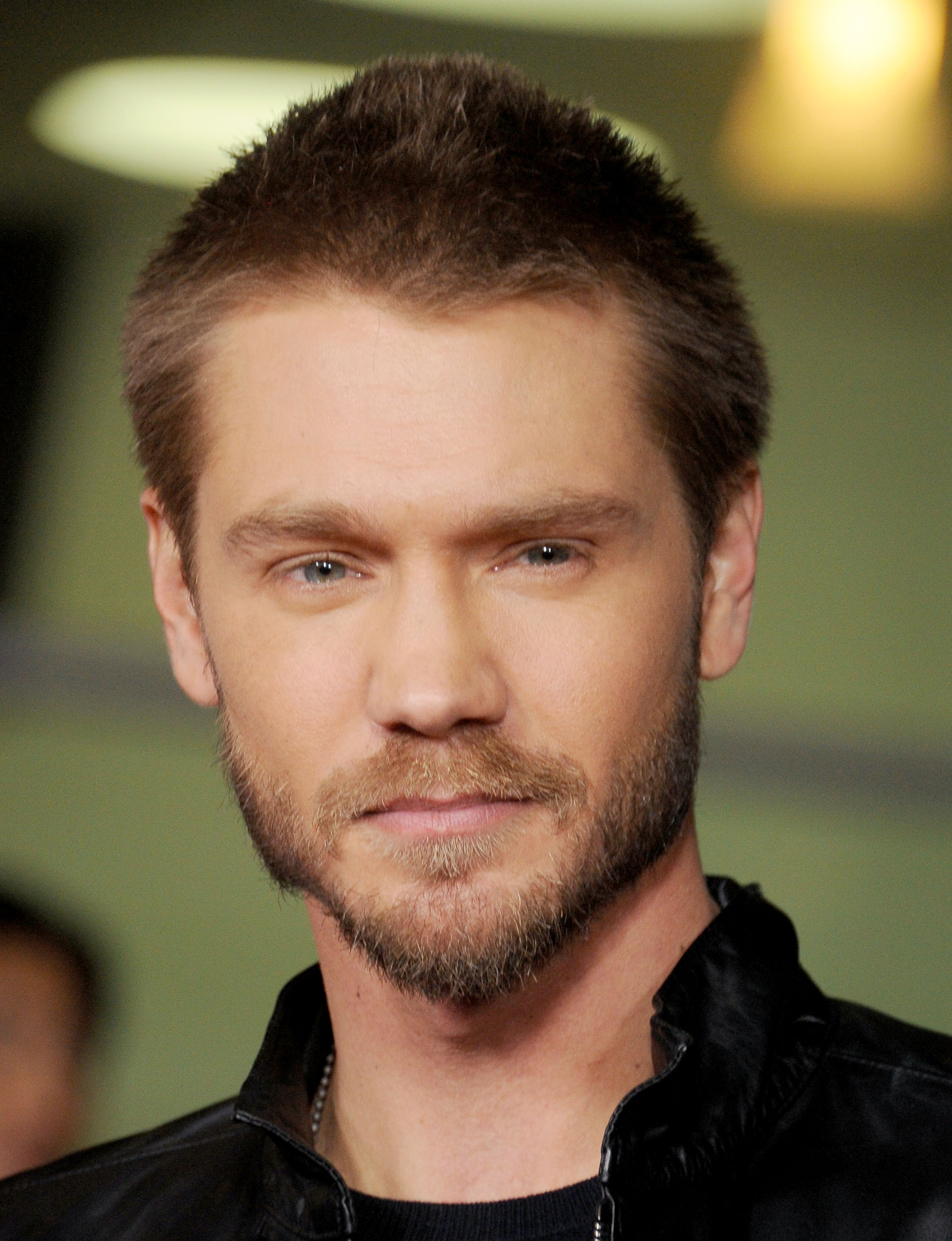 The famous actor at the Los Angeles premiere of "Cavemen" on February 5, 2014, in Hollywood, California. | Source: Getty Images