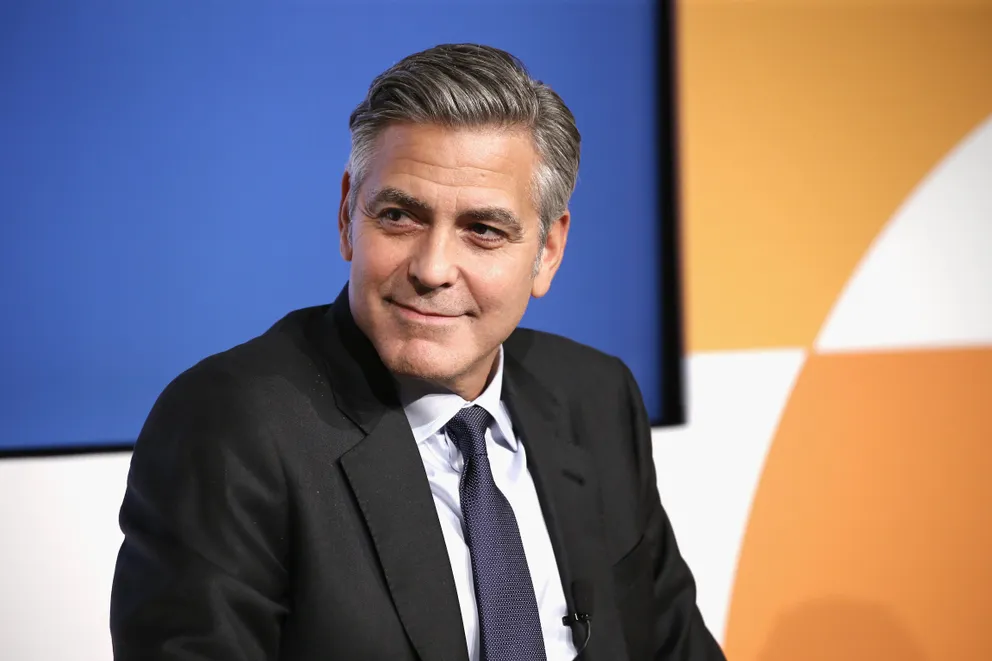 George Clooney sur scène lors de l'initiative 100 Lives, le 10 mars 2015, à New York | Source : Getty Images