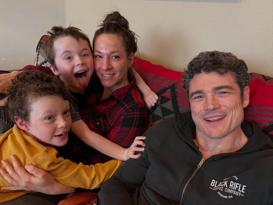 Joe, Heather, and the boys | Source: Instagram/joekent16jan19