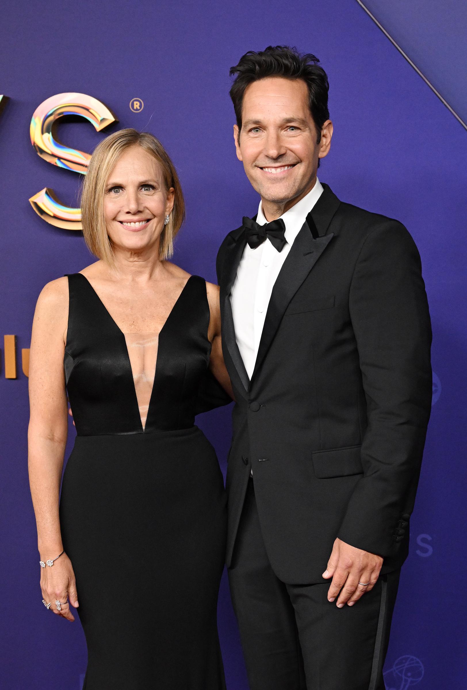 Paul Rudd and Julie Yaeger at the 76th Primetime Emmy Awards on September 15, 2024 | Source: Getty Images