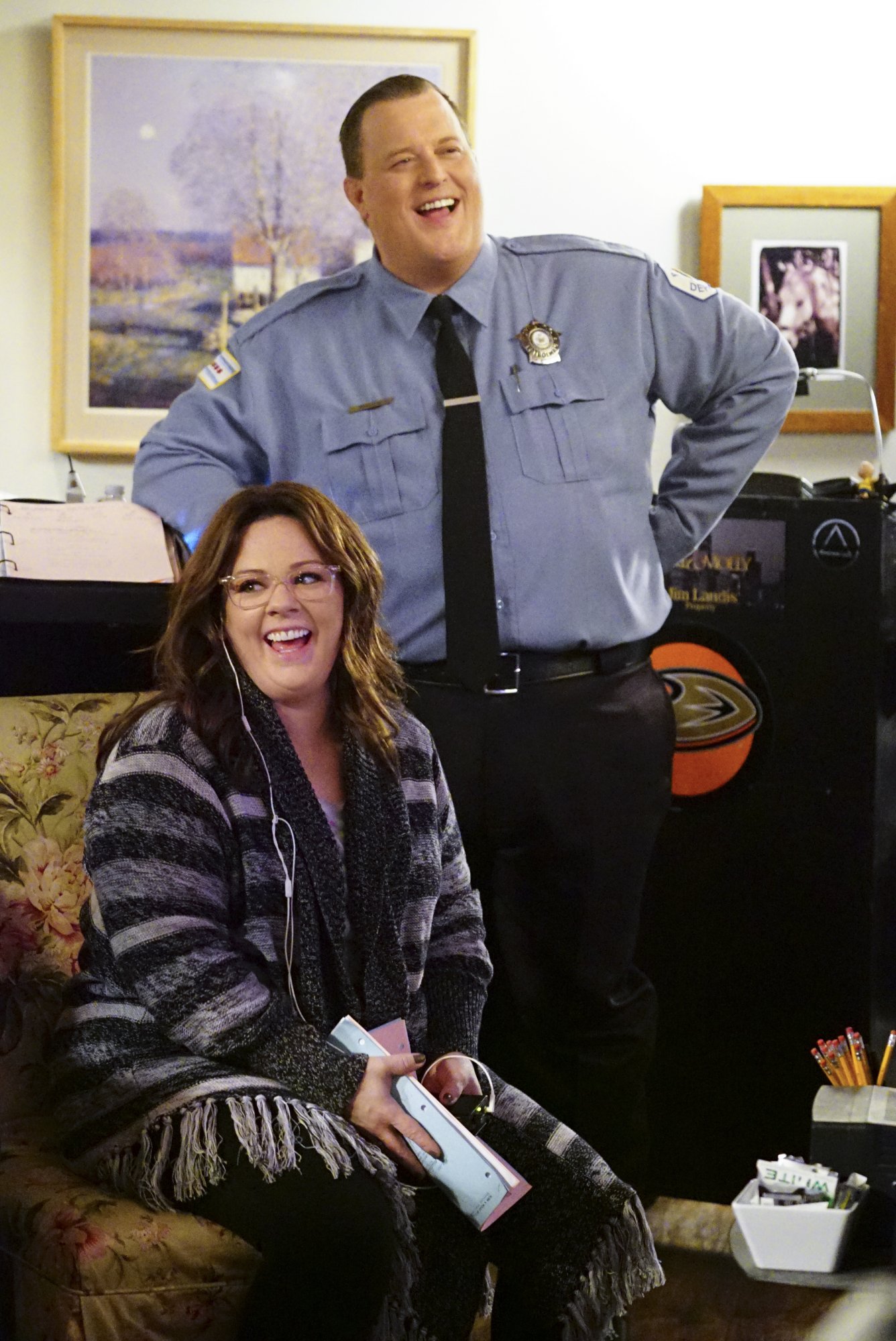 Billy Gardell as Mike and Melissa McCarthy as Molly on season 6 of "Mike & Molly." | Photo: Getty Images