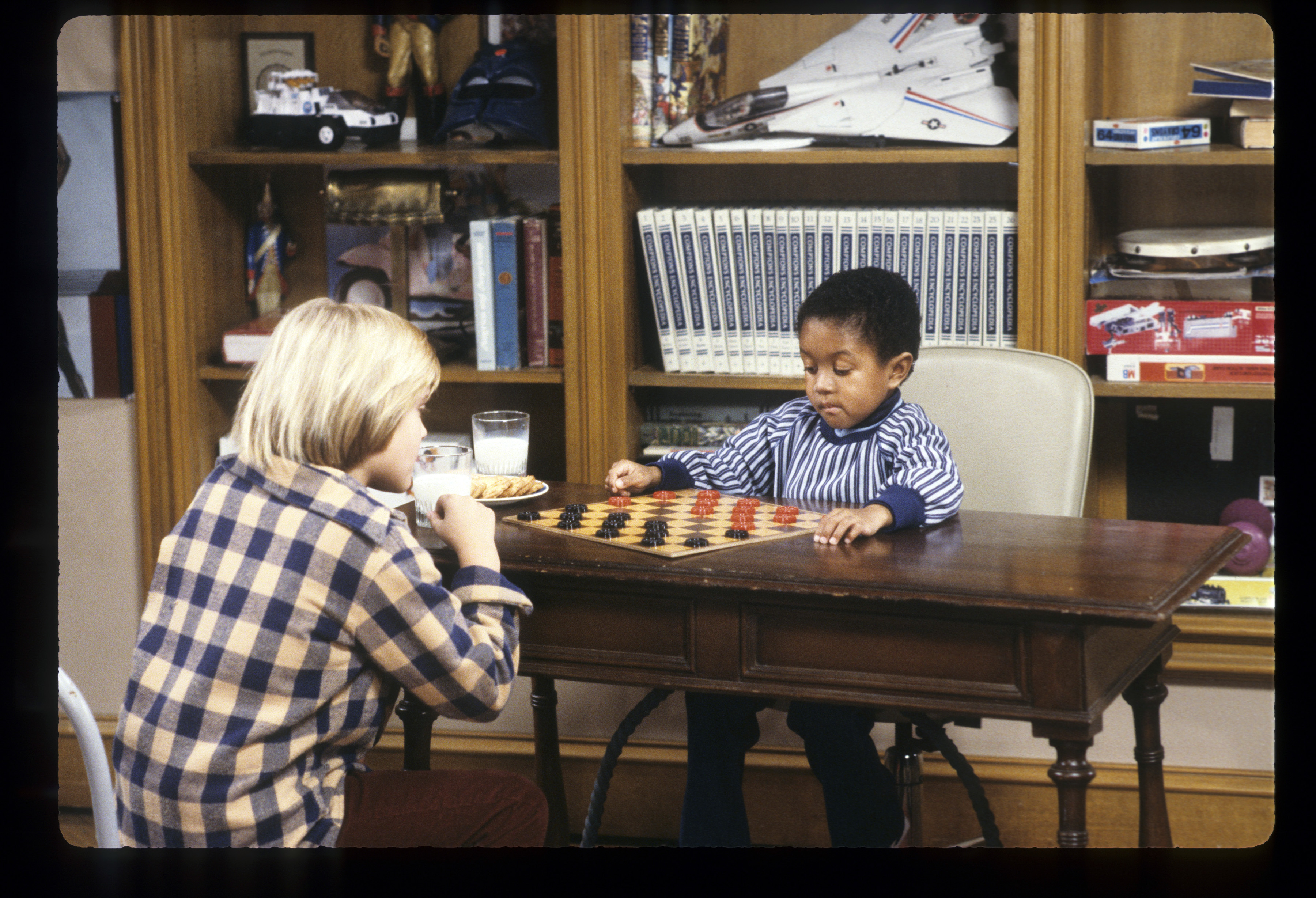 The child star and Emmanuel Lewis on Hello, I Must Be Going" on January 10, 1986 | Source: Getty Images