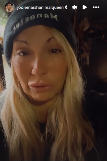 Marsh reflected on the overwhelming support she received from friends and volunteers, calling it the most love she had ever felt. | Source: Instagram/jodiemarshanimalqueen