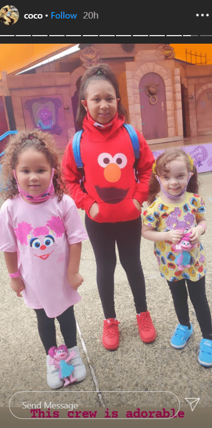 Chanel Nicole with two of her friends on a fun day at the amusement park. | Photo: Instagram/Coco