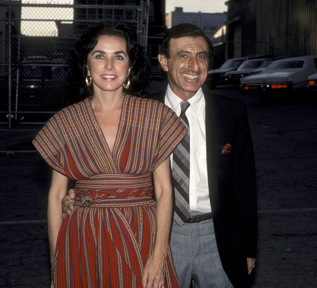 Actor Jamie Farr and wife Joy Ann Richards at the 10th Anniversary Party for People Magazine on June 14, 1984 at 20th Century Fox Studios in Century City, California. | Source: Getty Images