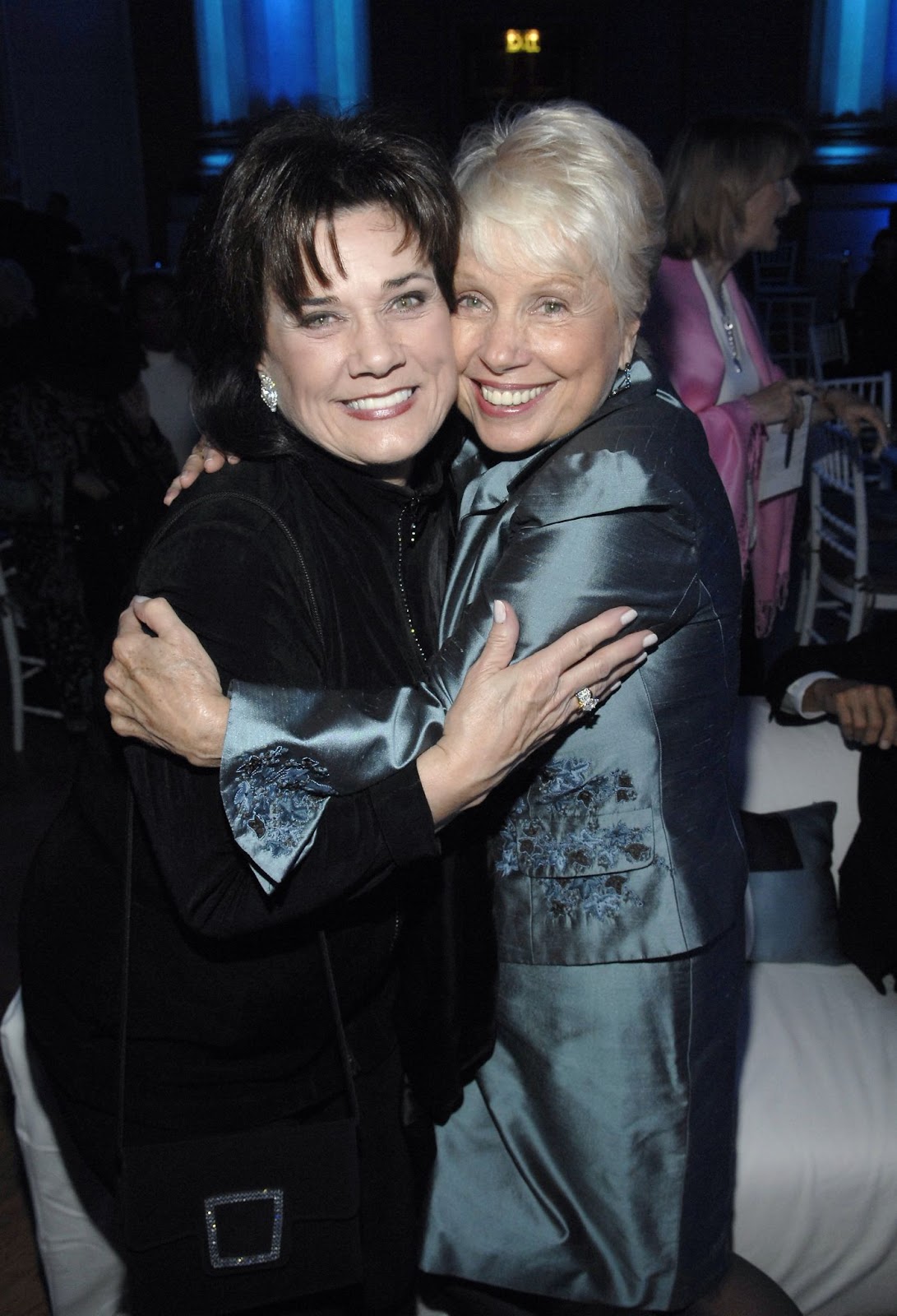 Ralna English and Joyce Bulifant photographed in 2007. | Source: Getty Images