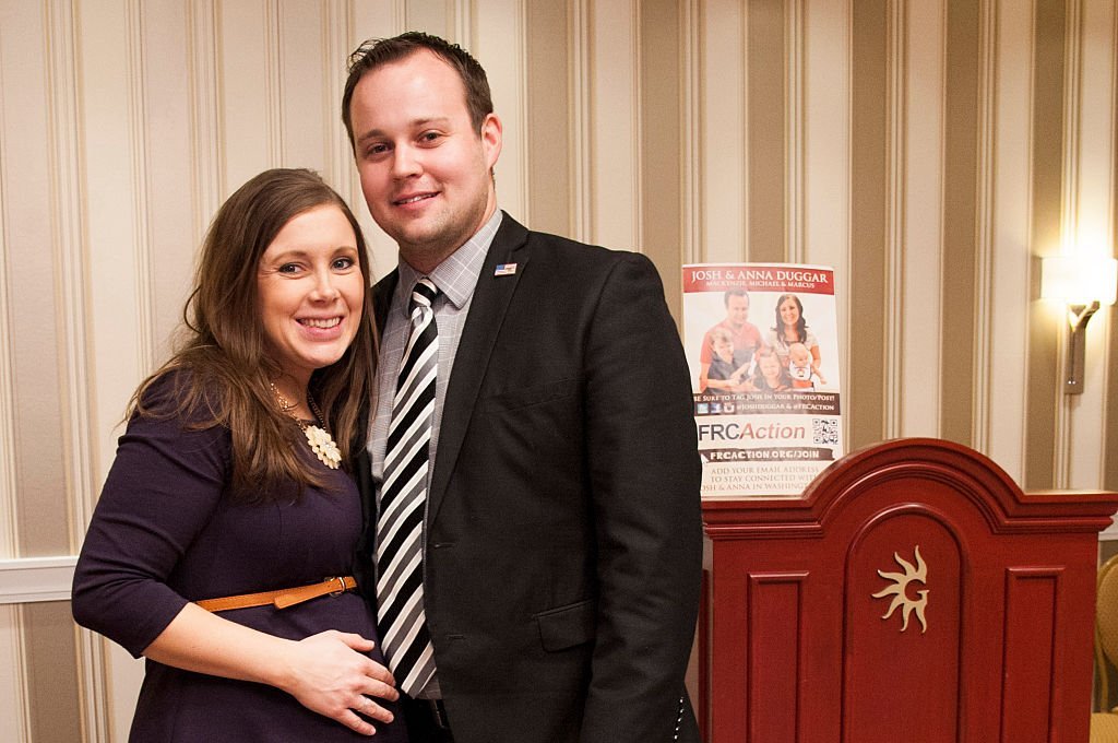 Anna and Josh Duggar attend the 42nd annual Conservative Political Action Conference in National Harbor, Maryland on February 28, 2015 | Photo: Getty Images