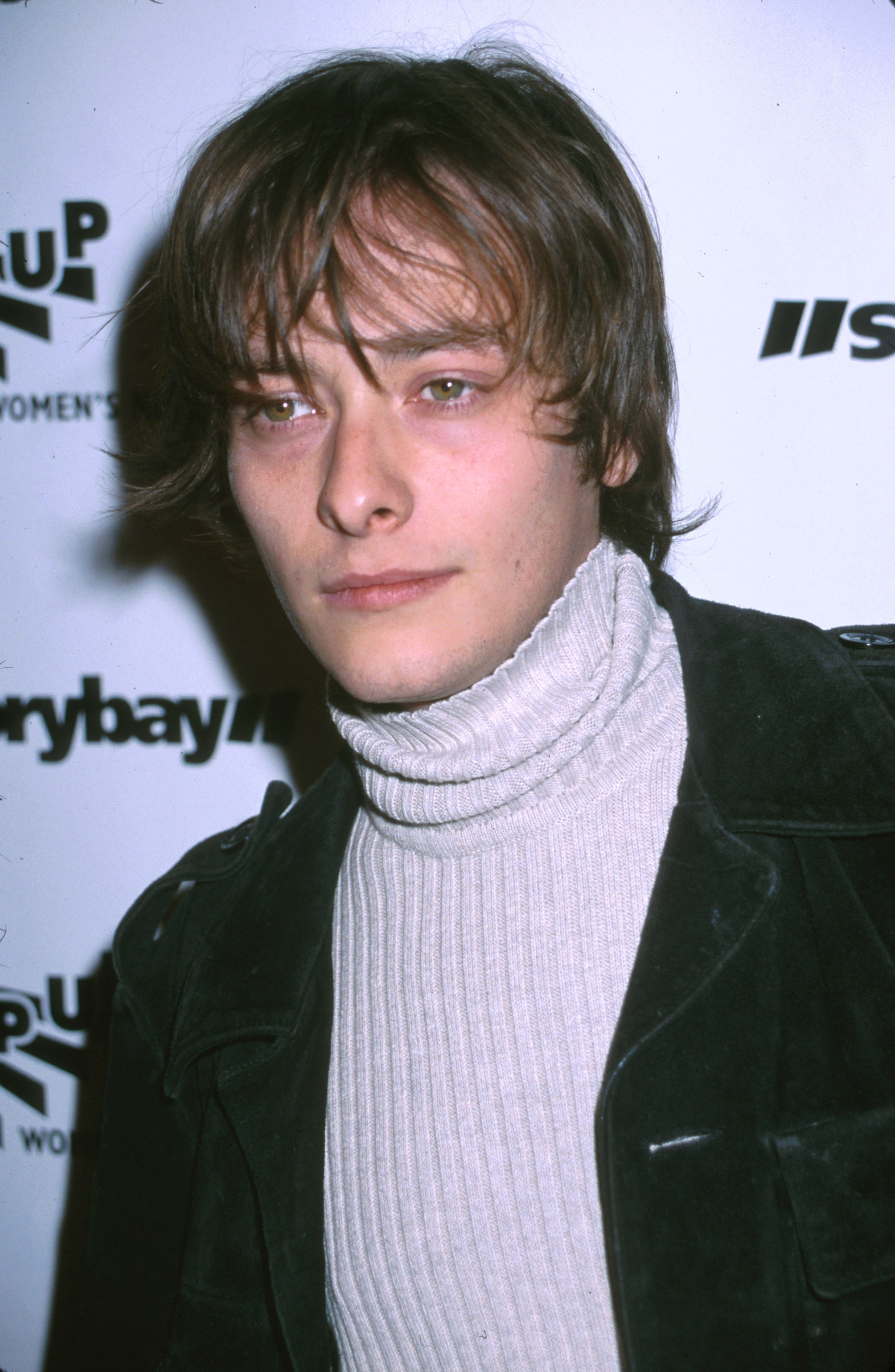 Edward Furlong at the Reata Restaurant in Beverly Hills, California, for the Step Up Holiday Party in 2000 | Source: Getty Images