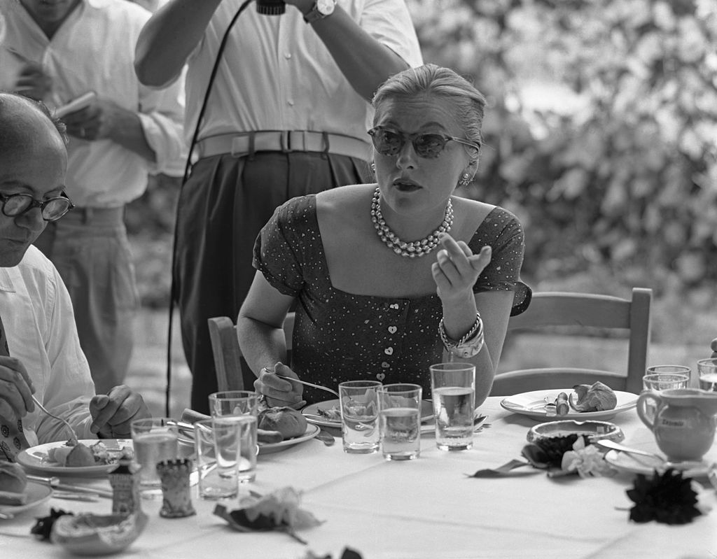 Joan Fontaine en Venecia, en 1952. | Foto: Getty Images Joan Fontaine en Venecia, en 1952. | Foto: Getty Images