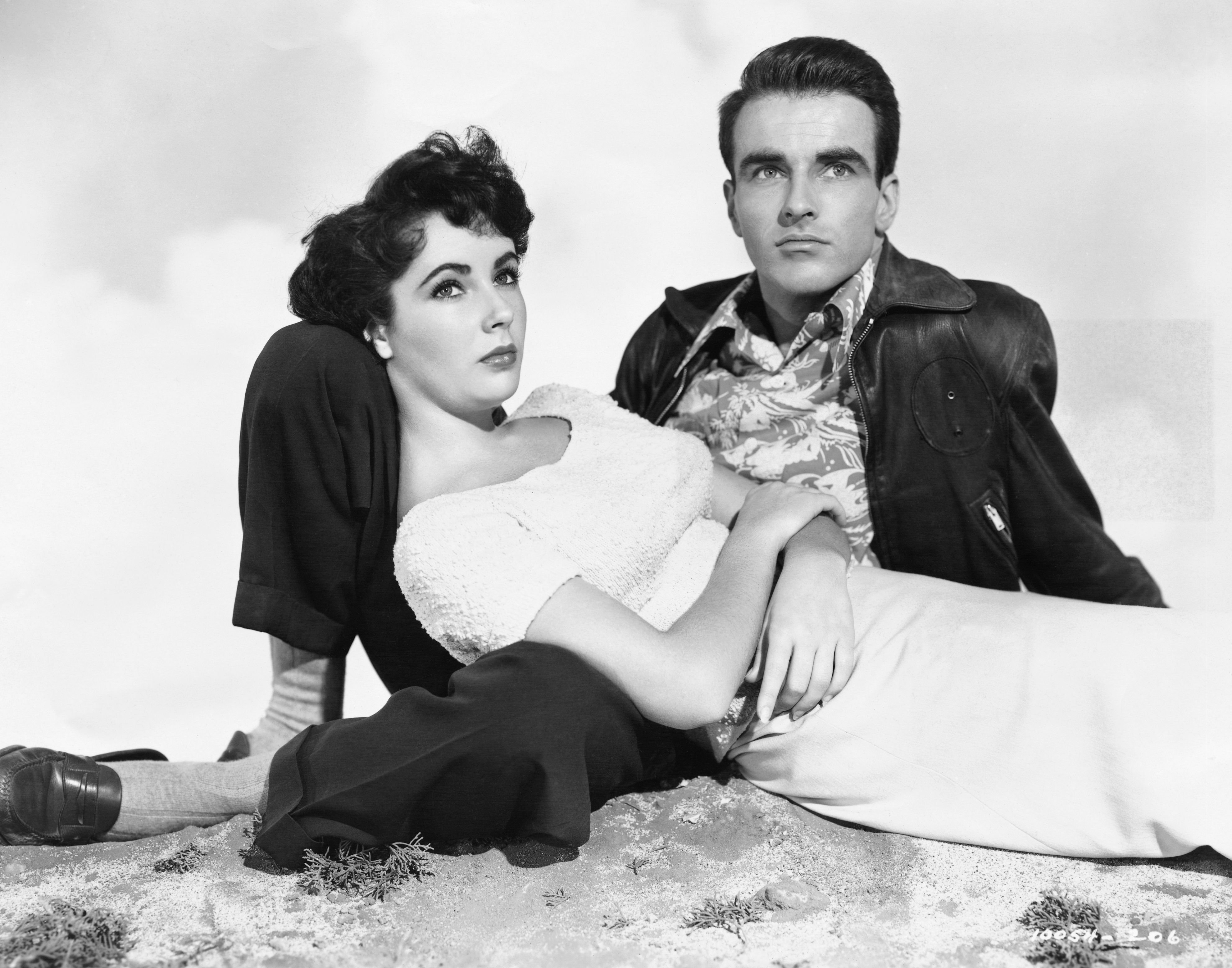 Elizabeth Taylor and Montgomery Clift  in the 1951 film "A Place in the Sun" on  01 January, 1951 | Photo: Getty Images