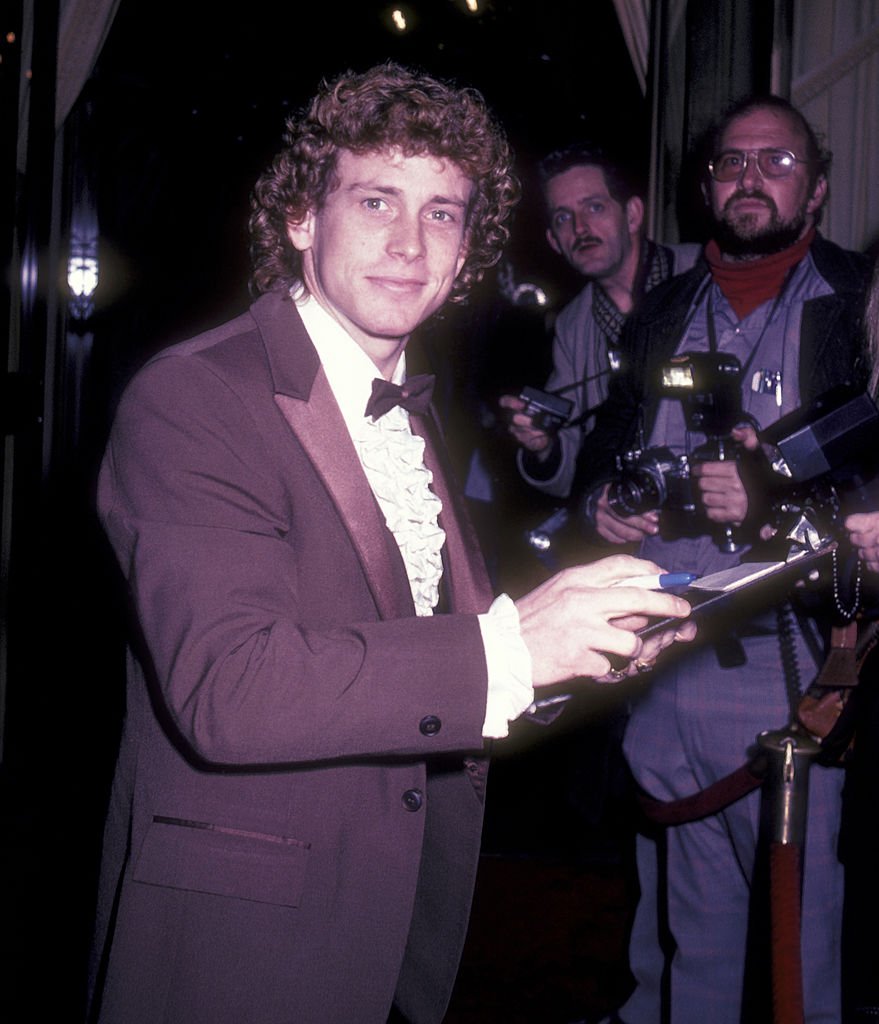 Willie Aames attends USO Distinguished Awards Honoring Dolores Hope on February 21, 1983 at the Beverly Hilton Hotel | Photo: Getty Images