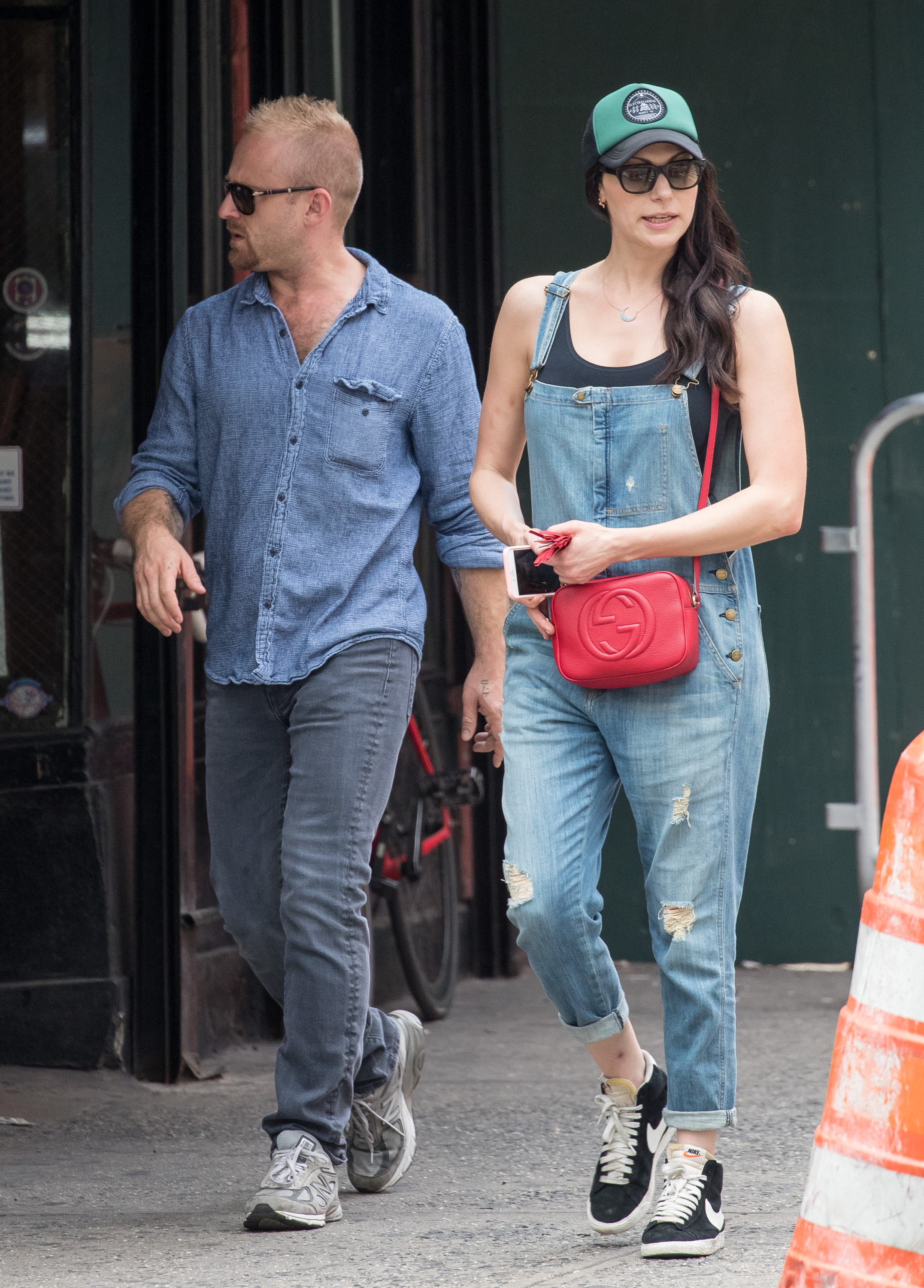 Ben Foster and Laura Prepon spotted out in New York City on June 21, 2016 | Source: Getty Images