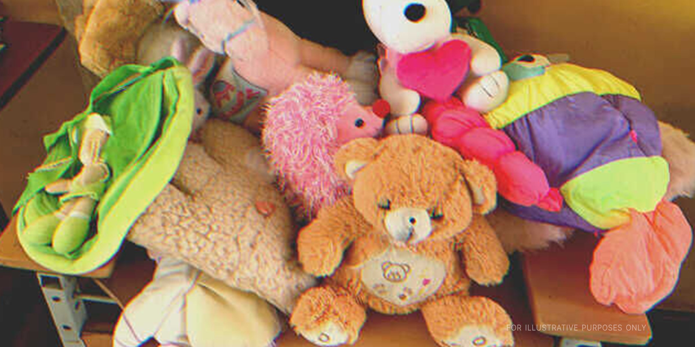 A collection of stuffed toys on a table | Source: Shutterstock