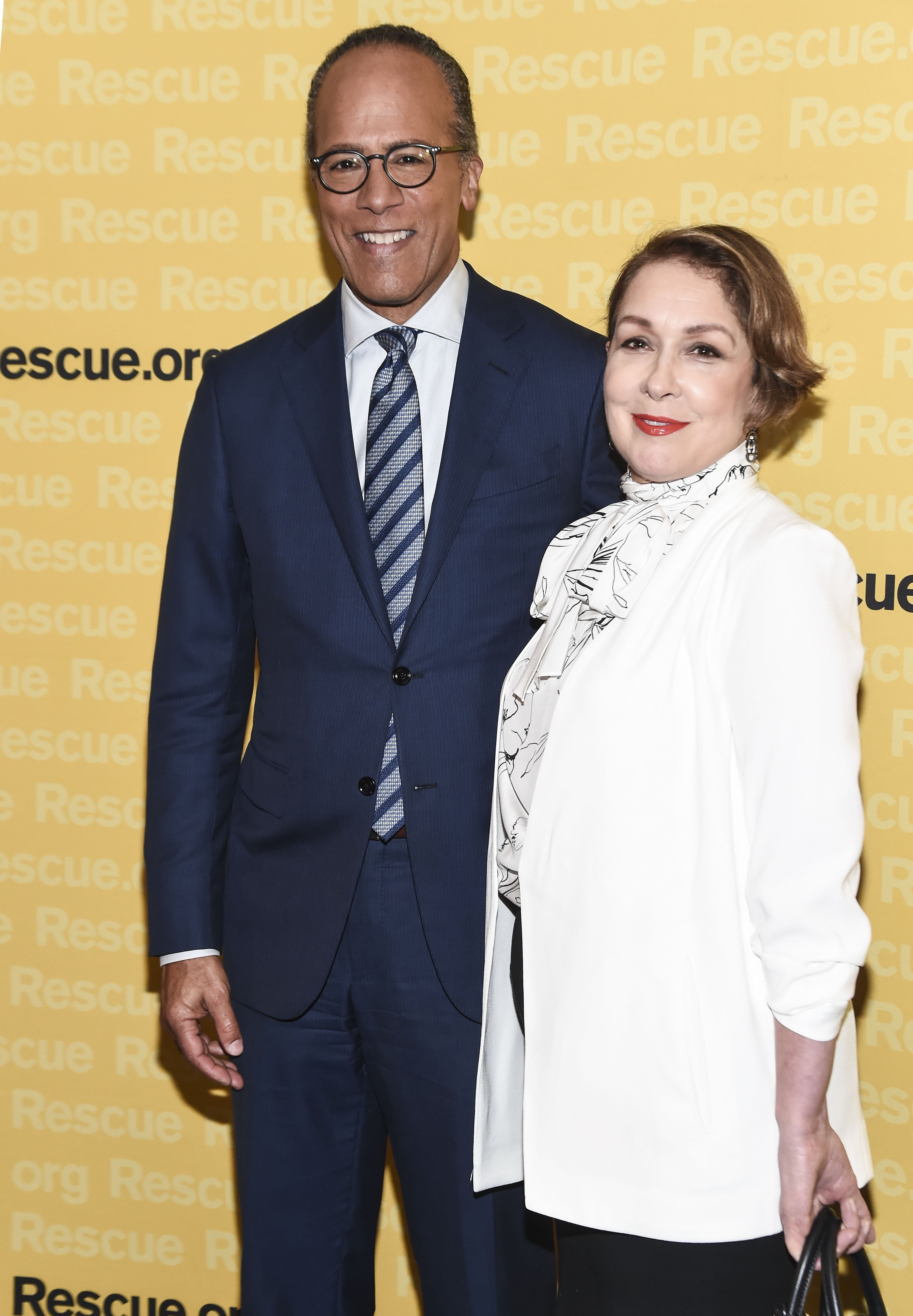 Lester Holt and Carol Hagen at the 2018 IRC Rescue Dinner on November 1, 2018, in New York City. | Source: Getty Images