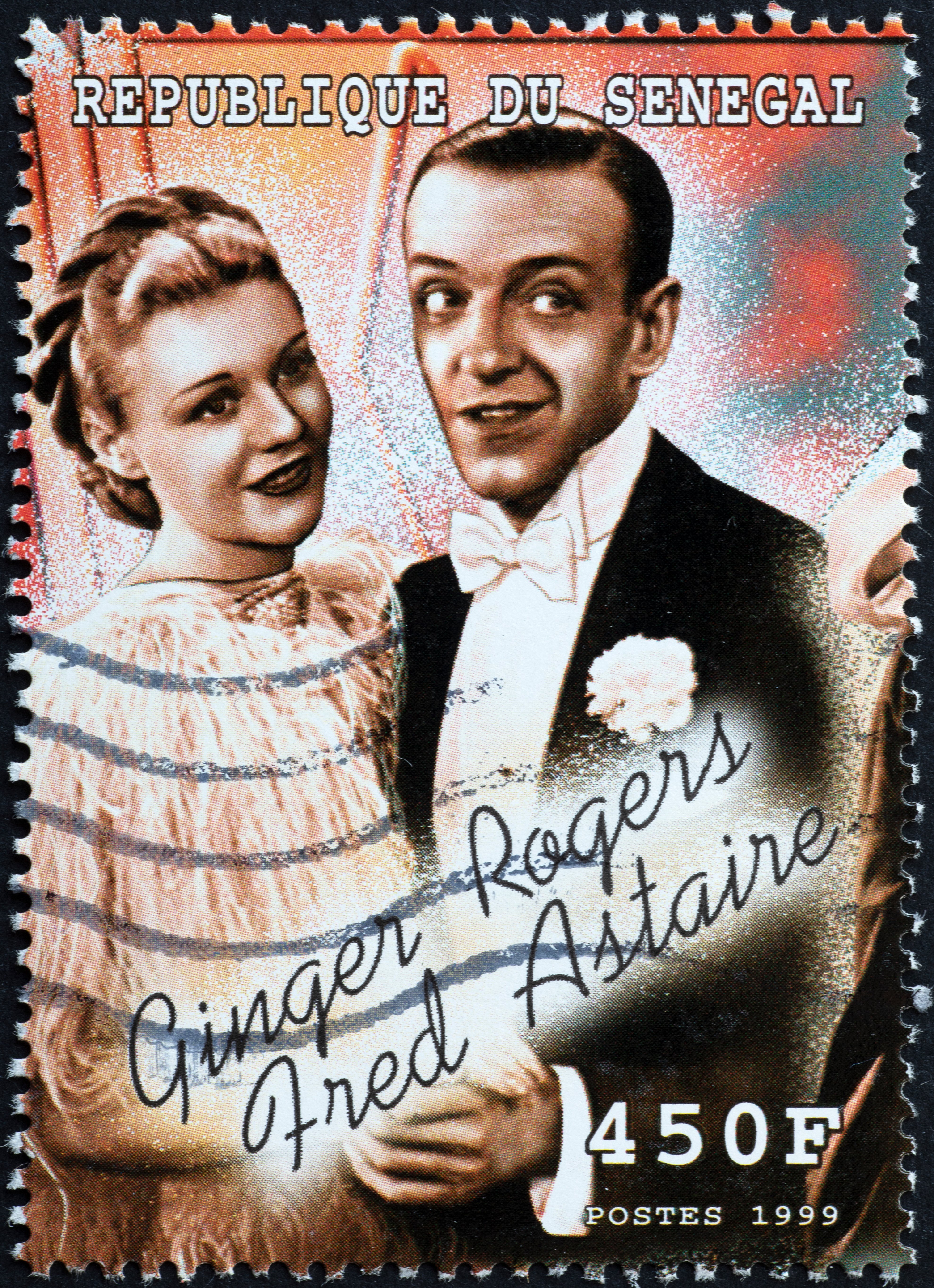 Fred Astaire und Ginger Rogers auf einer Briefmarke | Quelle: Shutterstock