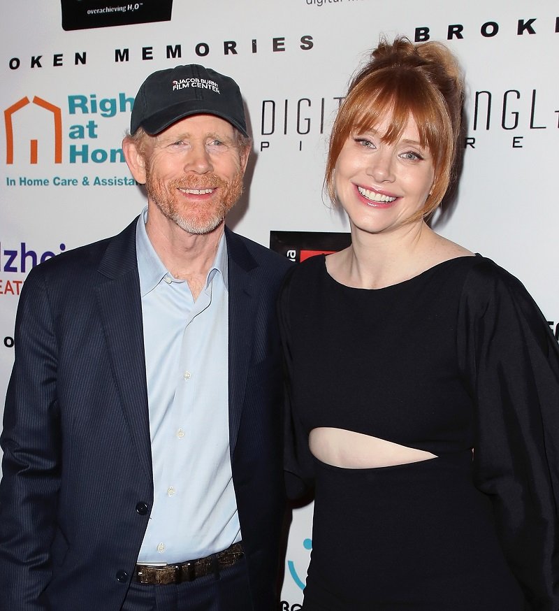 Ron Howard and daughter actress Bryce Dallas Howard on November 14, 2017 in Beverly Hills, California | Photo: Getty Images 