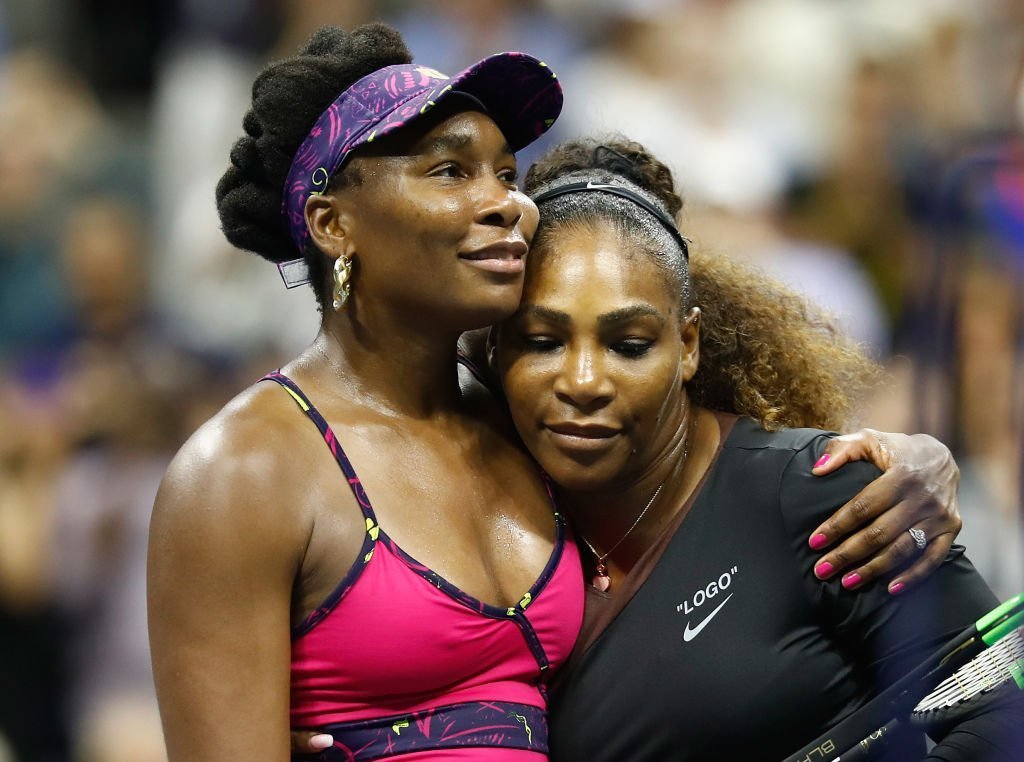 Venus and Serena Williams at the 2018 US Open where they competed against each other. Venus congratulates her sister for winning against her. | Photo: Getty Images