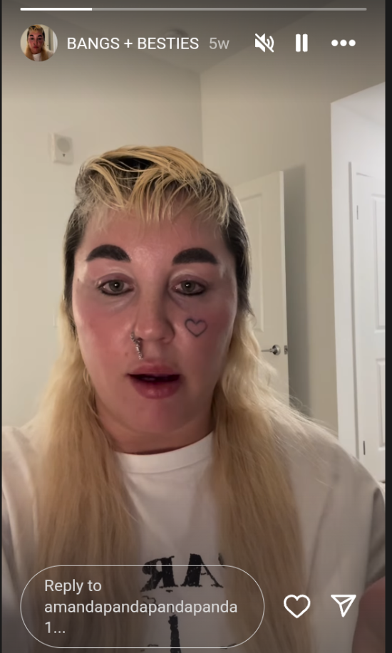 Amanda Bynes talking about growing her bangs out, dated May, 2025, on Instagram Stories | Source: Instagram/amandapandapandapanda1