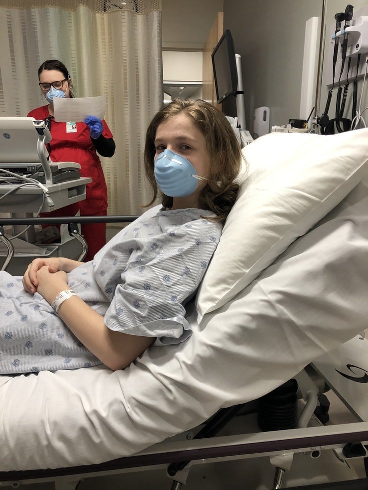 Emma's brother Garret had his tonsils out | Source: Unsplash