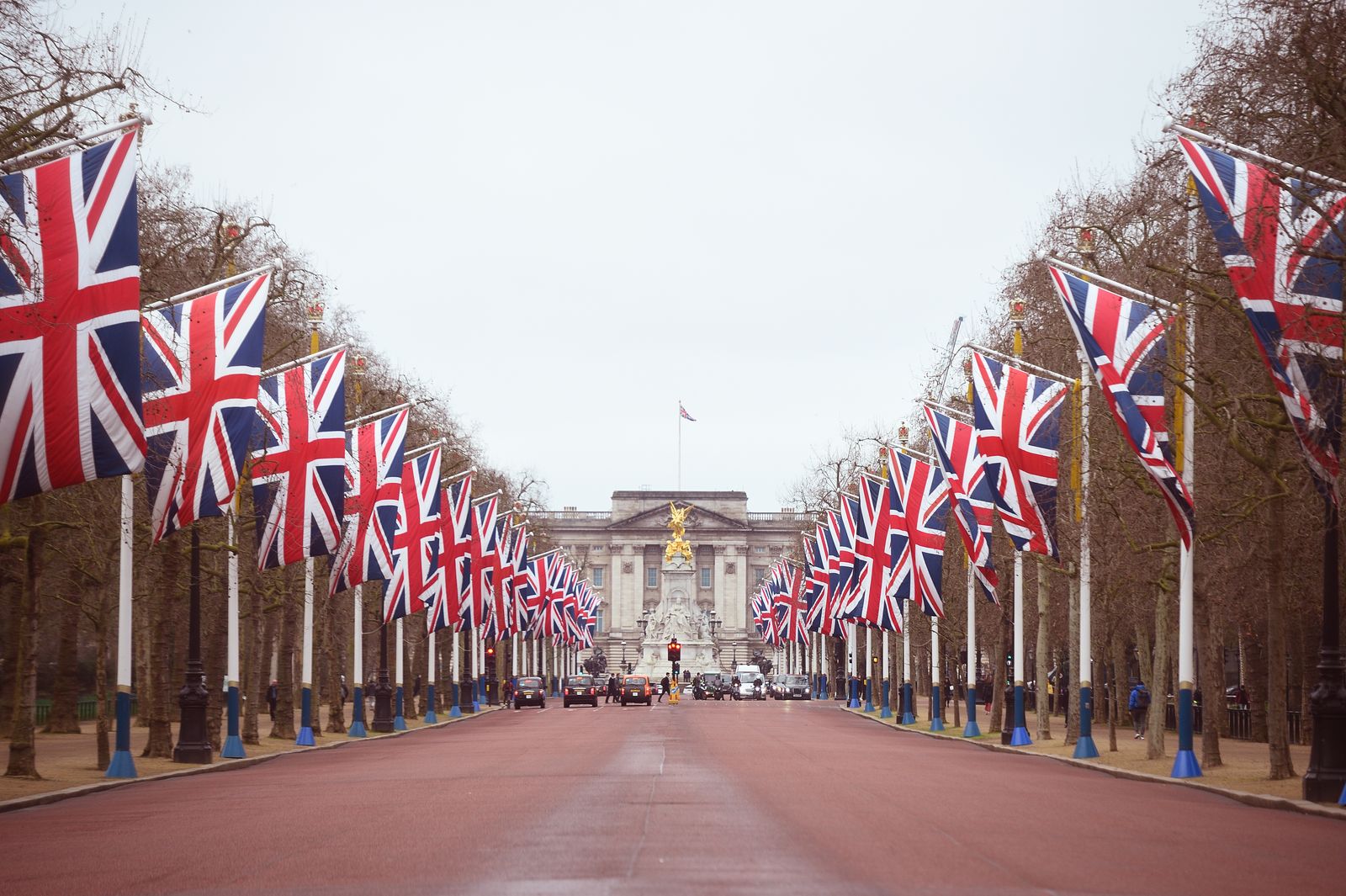 Union flags line The Mall leading to Buckingham Palace in central London on Brexit Day. PA Photo. Picture date: Friday January 31, 2020 | Photo: Getty Images