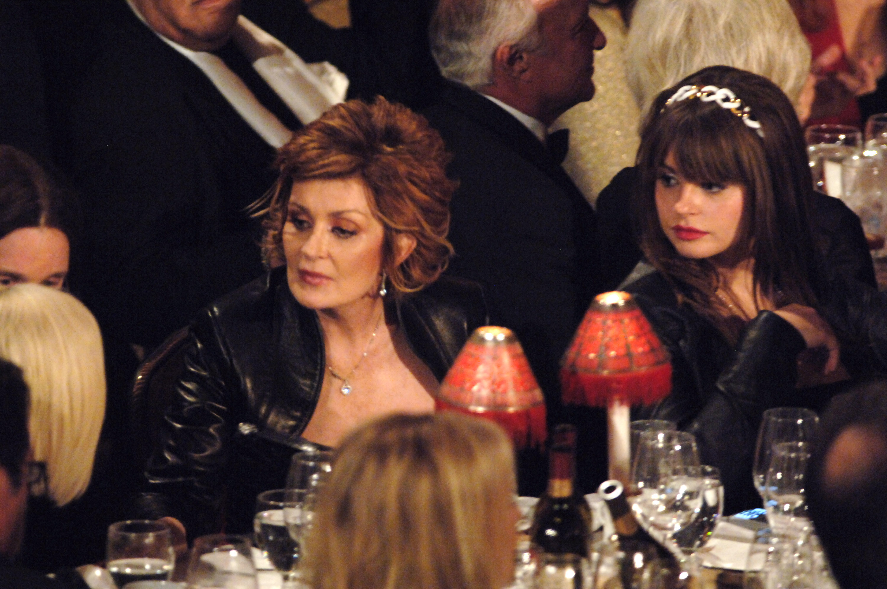 Sharon and Aimee Osbourne at the 21st Annual Rock and Roll Hall of Fame Induction Ceremony on March 13, 2006 in New York City | Source: Getty Images