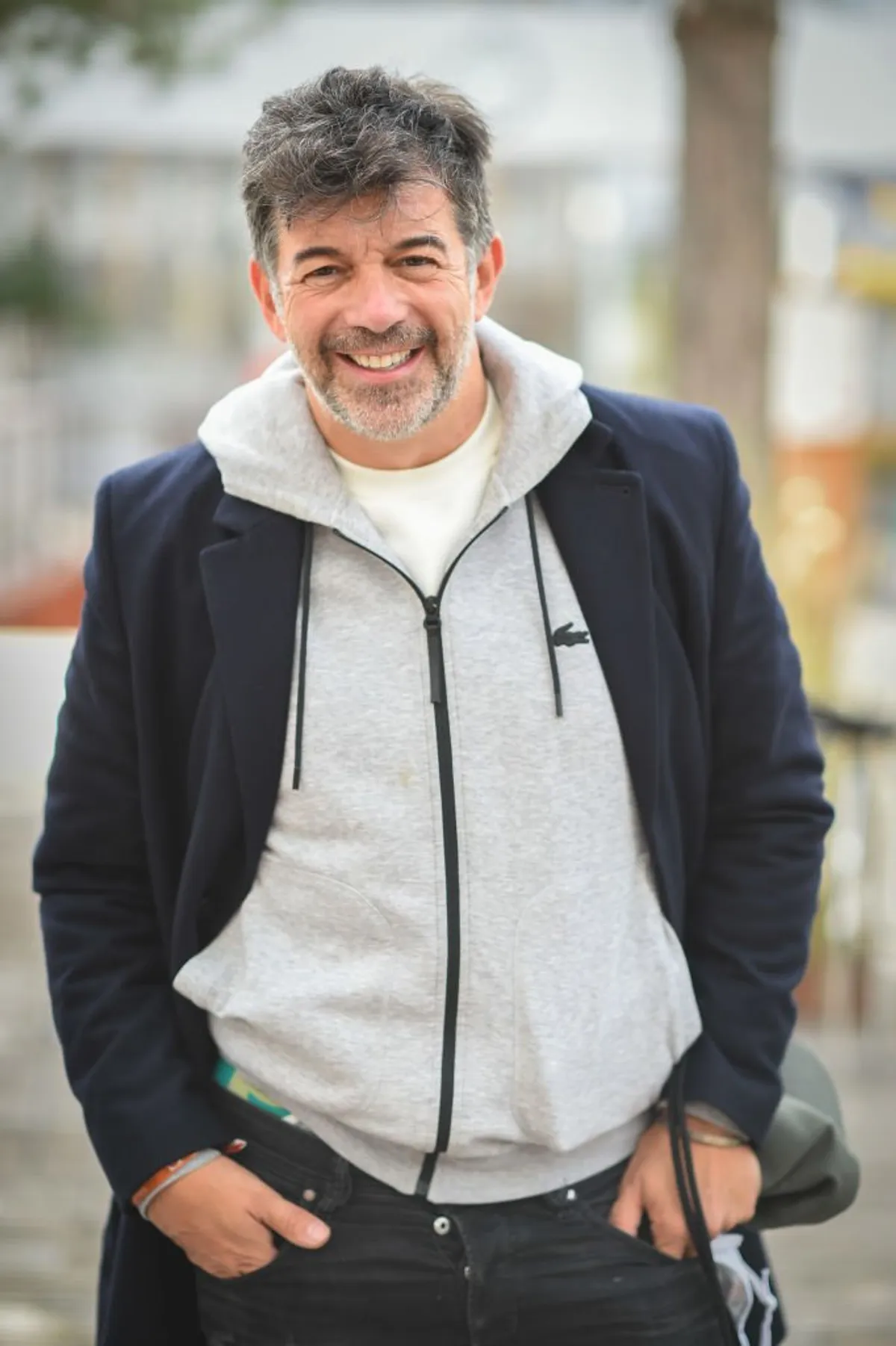 Stéphane Plaza très souriant. ǀ Source : Getty Images