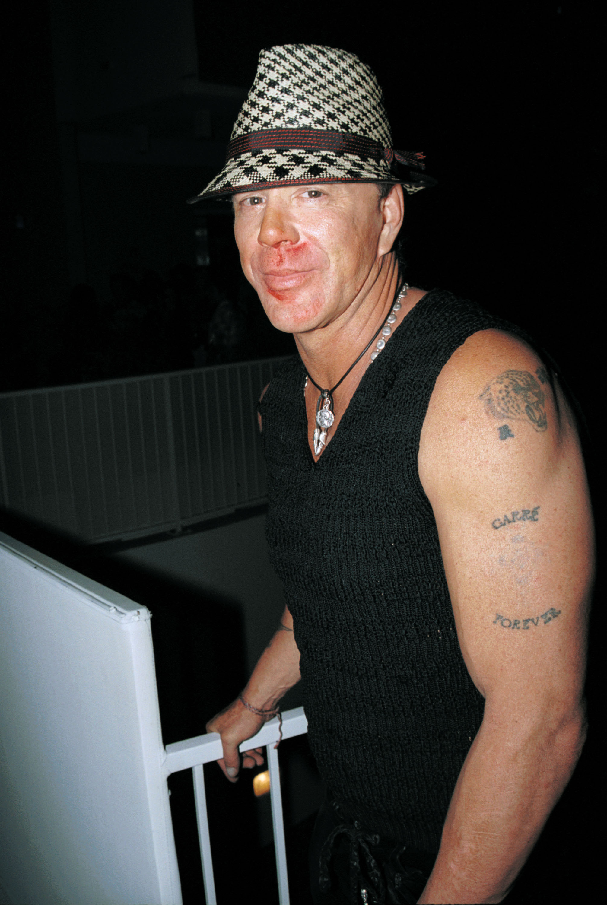 Mickey Rourke at The Standard Hotel on May 9, 2002 in West Hollywood, California. | Source: Getty Images