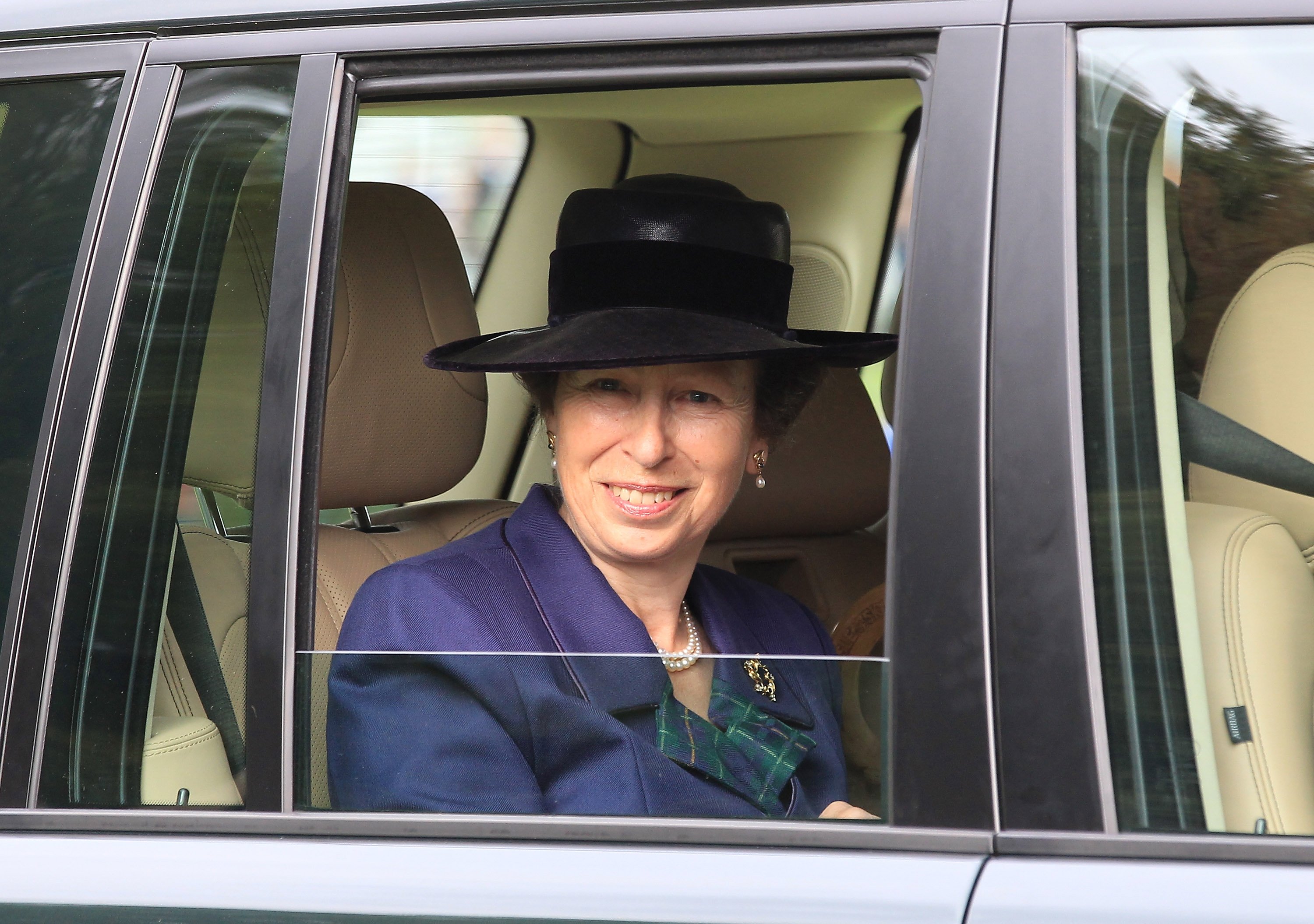     Princess Anne, The Princess Royal looks out of a car window as she leaves the Braemar Highland Games at the Princess Royal and Duke of Fife Memorial Park on September 4, 2010 in Braemar, Scotland |  Source: Getty Images 