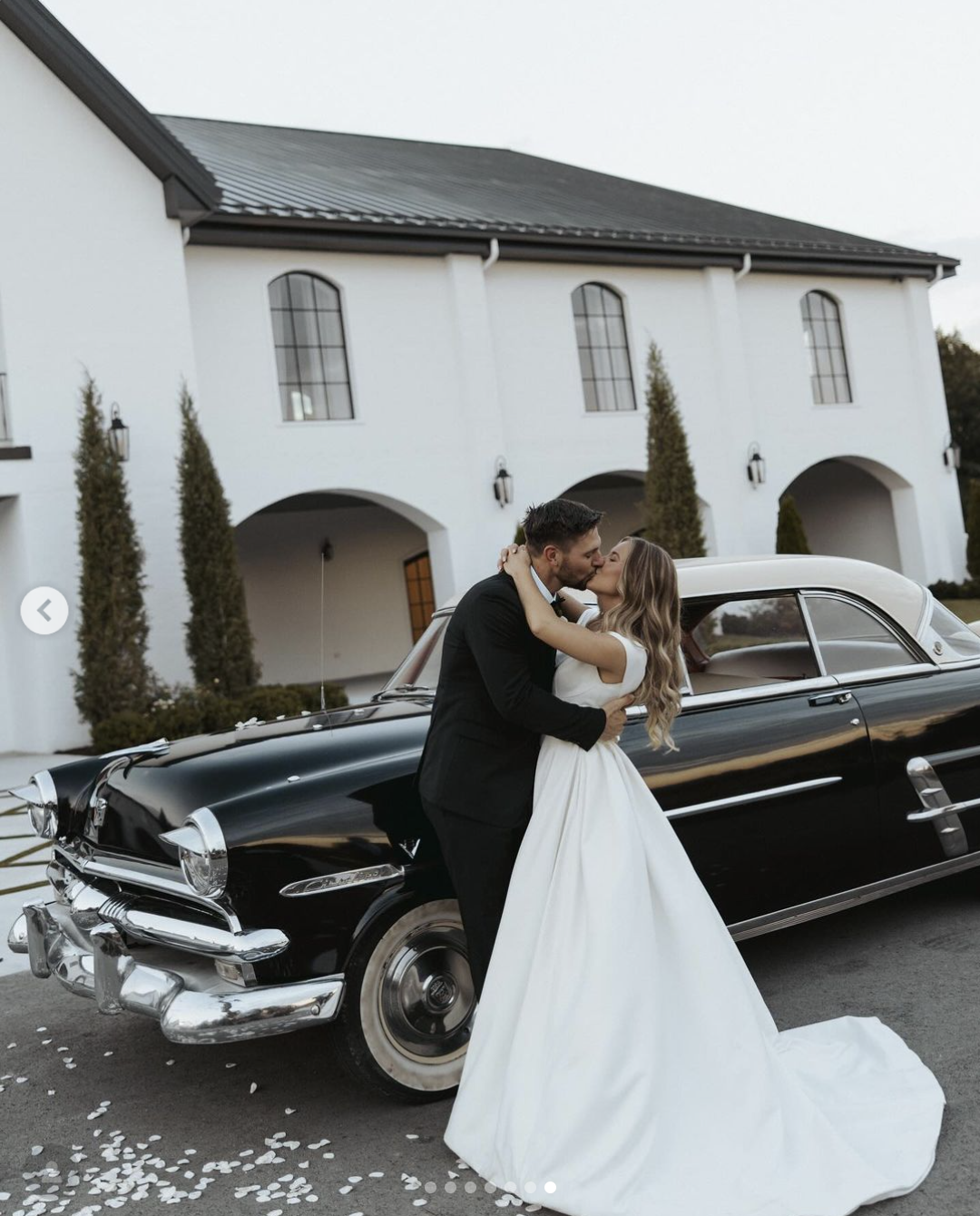 A vintage car adds a classic touch to Jana Duggar and Stephen Wissmann's minimalist-inspired wedding day, posted in August 2024 | Source: Instagram/janamduggar