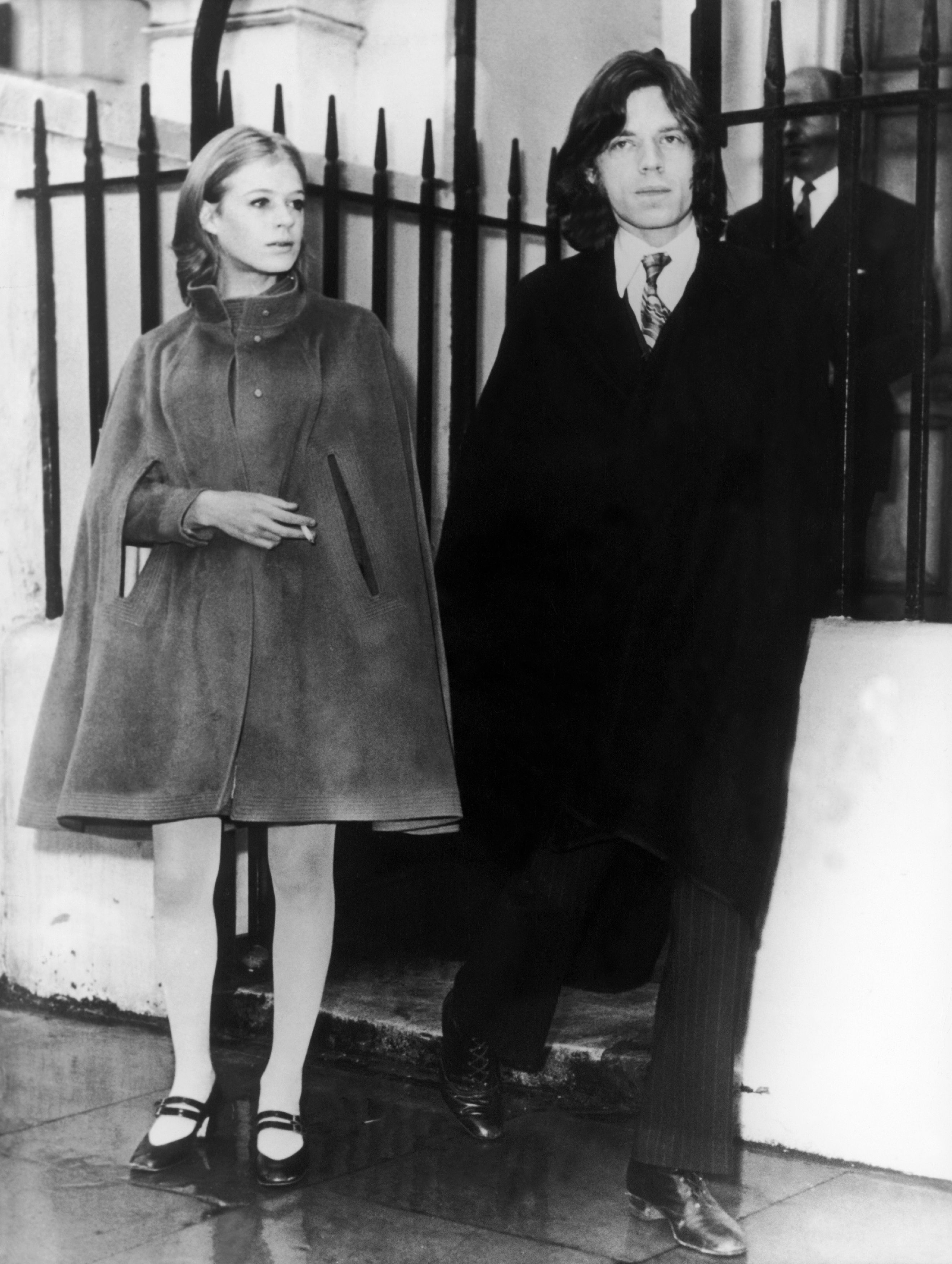 Marianne Faithfull and Mick Jagger pictured on June 23, 1969, in London. | Source: Getty Images