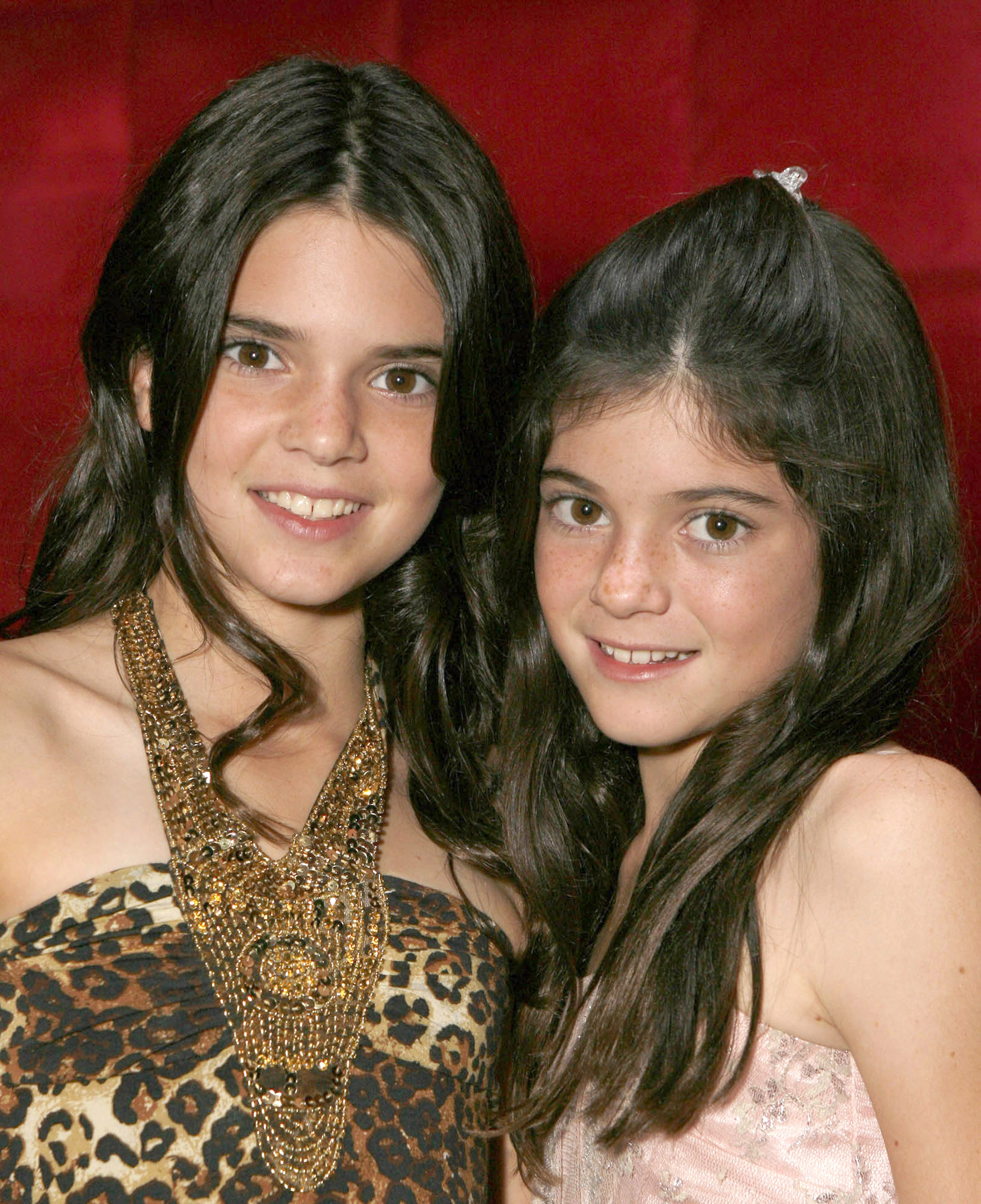 Kendall and Kylie Jenner at the "Keeping Up With the Kardashians" viewing party on October 16, 2007, in Agoura Hills, California. | Source: Getty Images