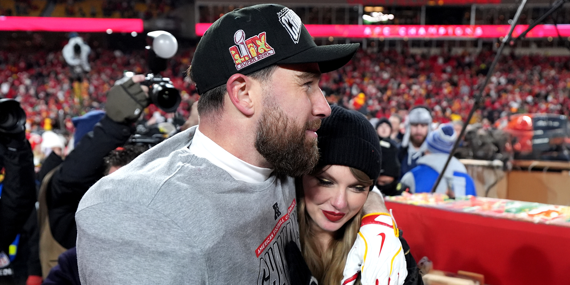 Travis Kelce and Taylor Swift | Source: Getty Images