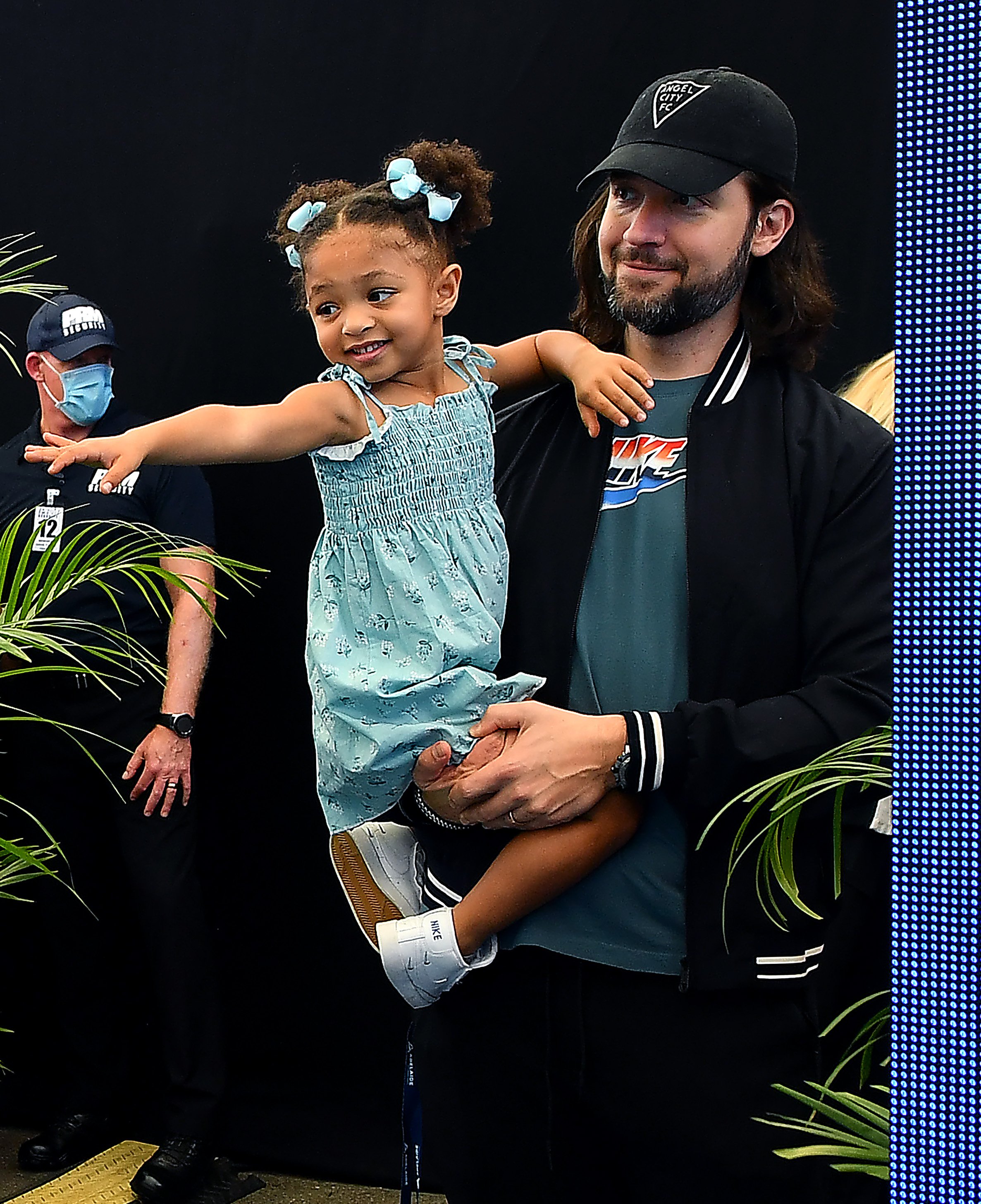Alexis Olympia Ohanian Jr. and Alexis Ohanian Sr. during the "A Day at the Drive" exhibition tournament on January 29, 2021, in Adelaide, Australia. | Source: Mark Brake/Getty Images