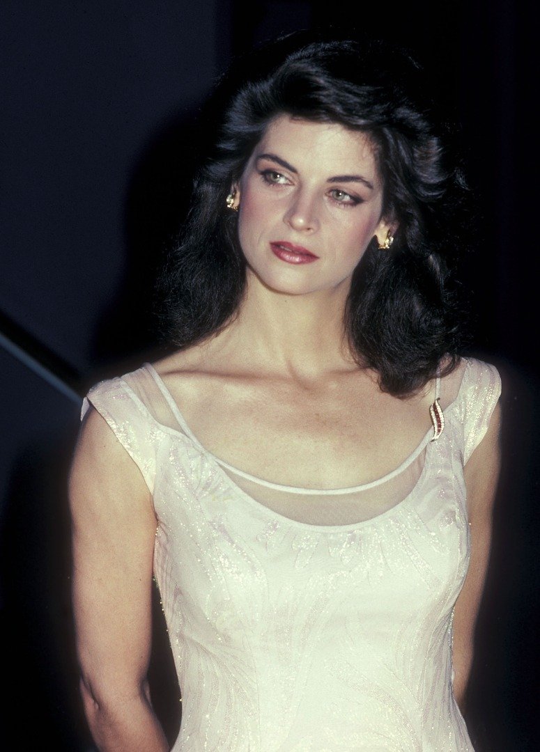  Actress Kirstie Alley at the Centre Theatre Group/Ahmanson Theatre presents the "Cat on a Hot Tin Roof" preview play performance on August 1, 1983 at the Mark Taper Forum, Music Center in Los Angeles, California. | Source: Getty Images
