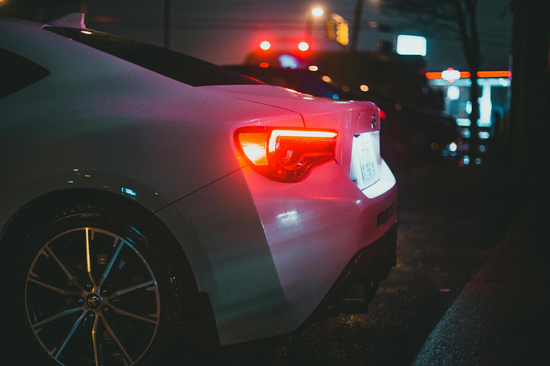 A car's rear end | Source: Pexels