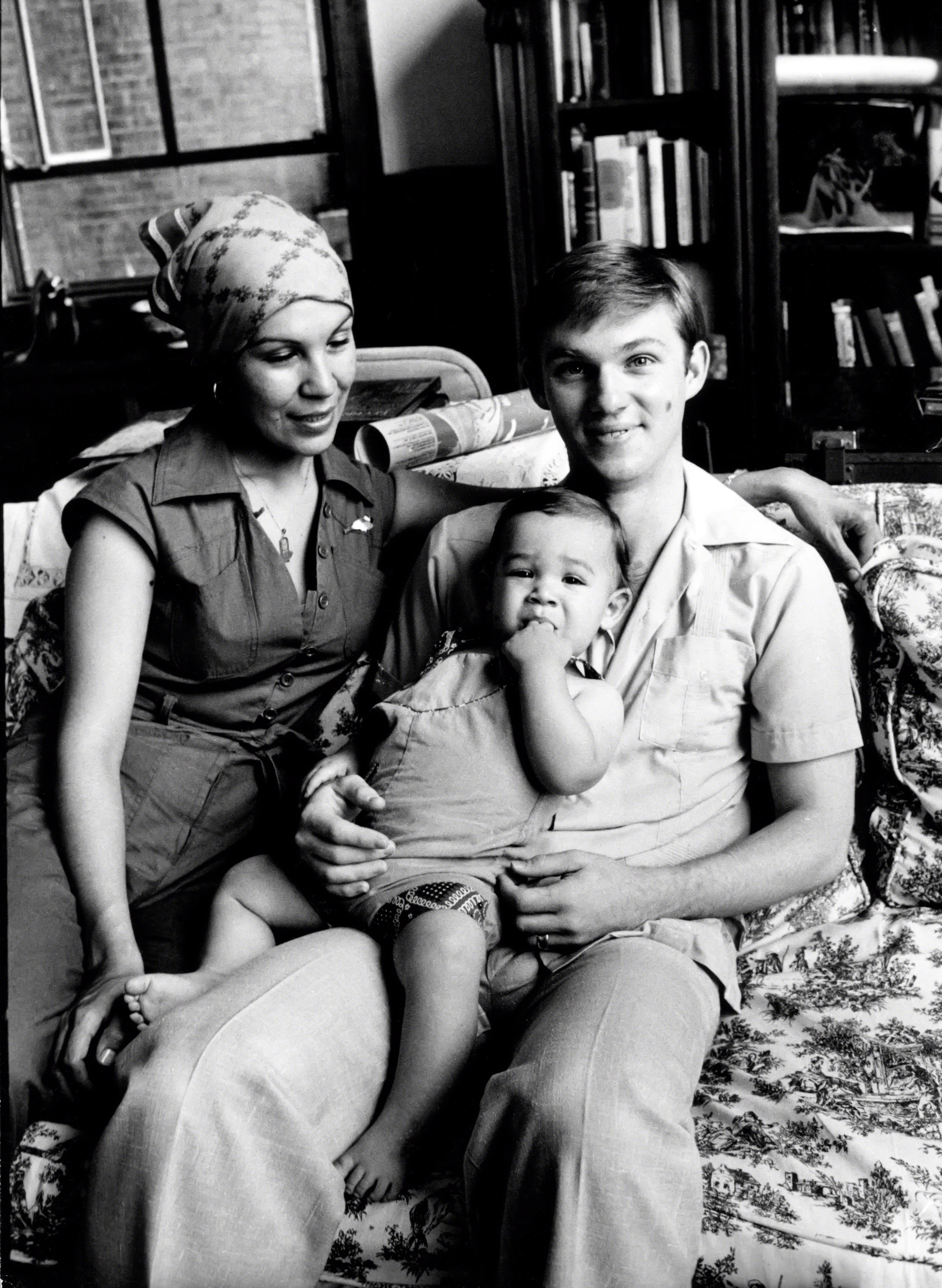 Richard Thomas and his family circa 1977 in New York City | Source: Getty Images