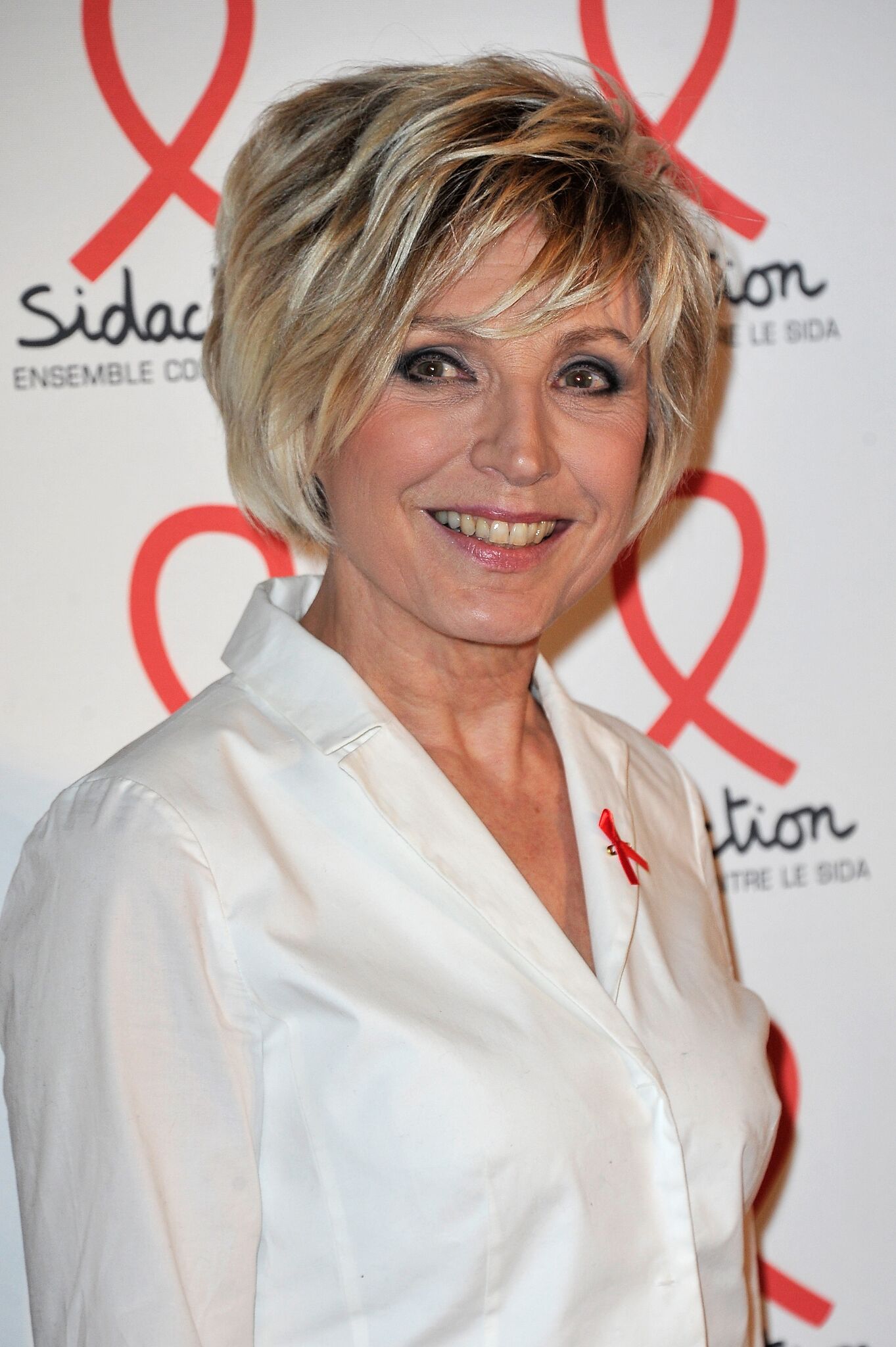 Date De Naissance D Evelyne Dheliat Evelyne Dhéliat : son salaire après 50 ans de travail à la télévision