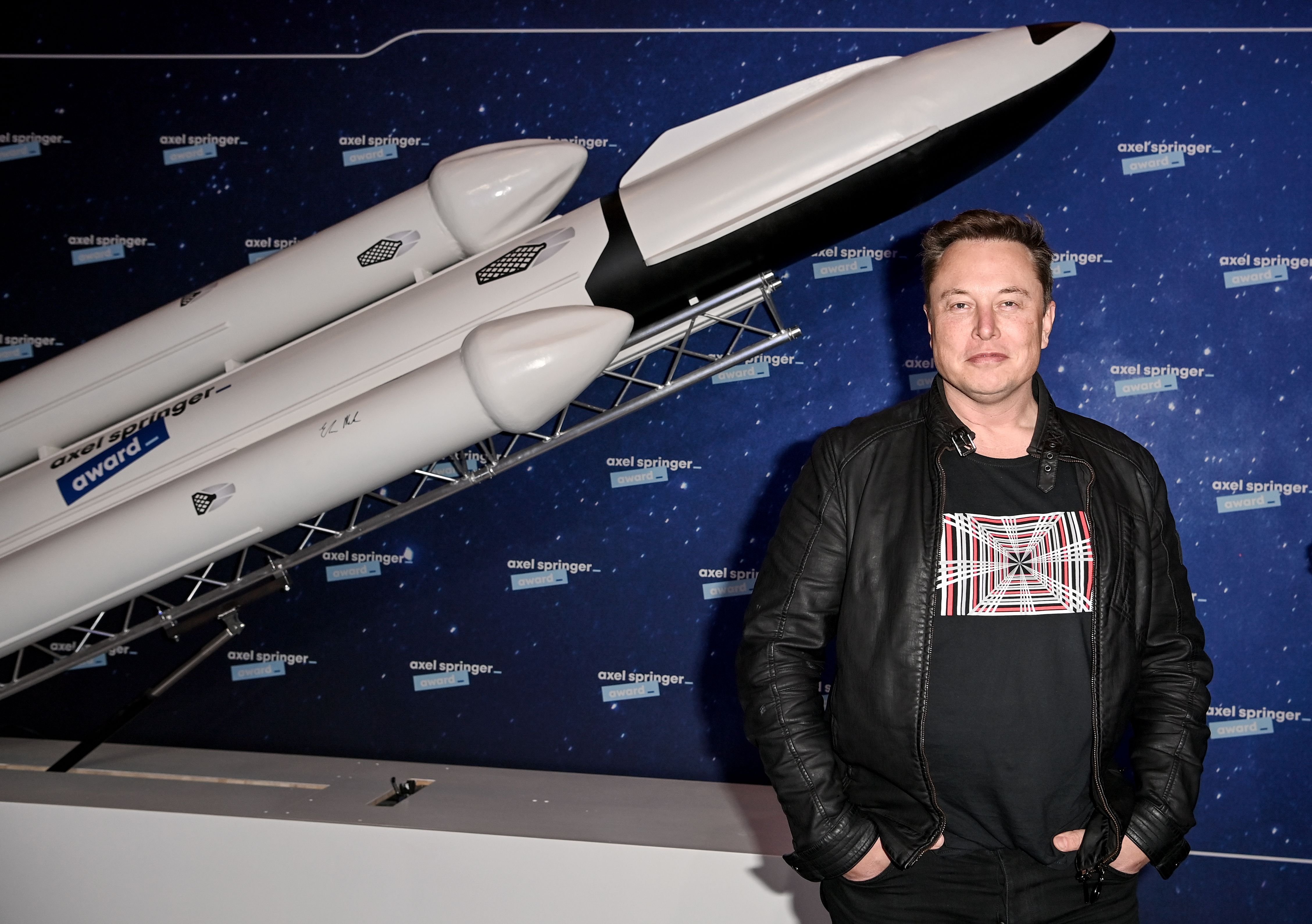 Elon Musk arrives on the red carpet for the Axel Springer Awards ceremony, in Berlin, on December 1, 2020. | Source: Getty Images
