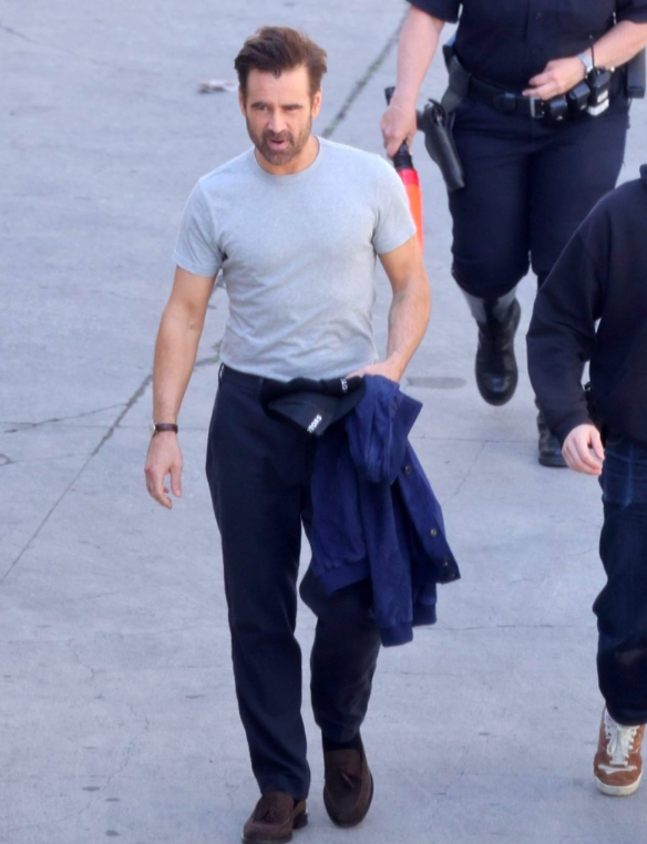 Colin Farrell spotted out while filming his and Margot Robbie's upcoming movie posted on April 9, 2024 | Source: X/SeriesTWBZ