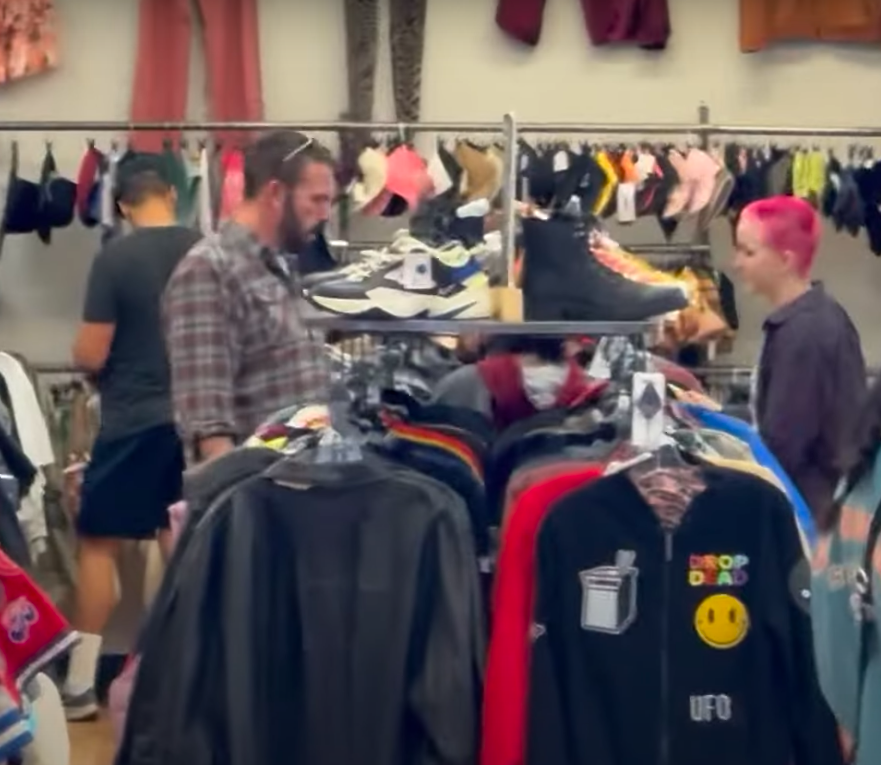 Ben and Fin Affleck spotted at a thrift store, posted on February 11, 2024 | Source: YouTube/X17onlineVideo