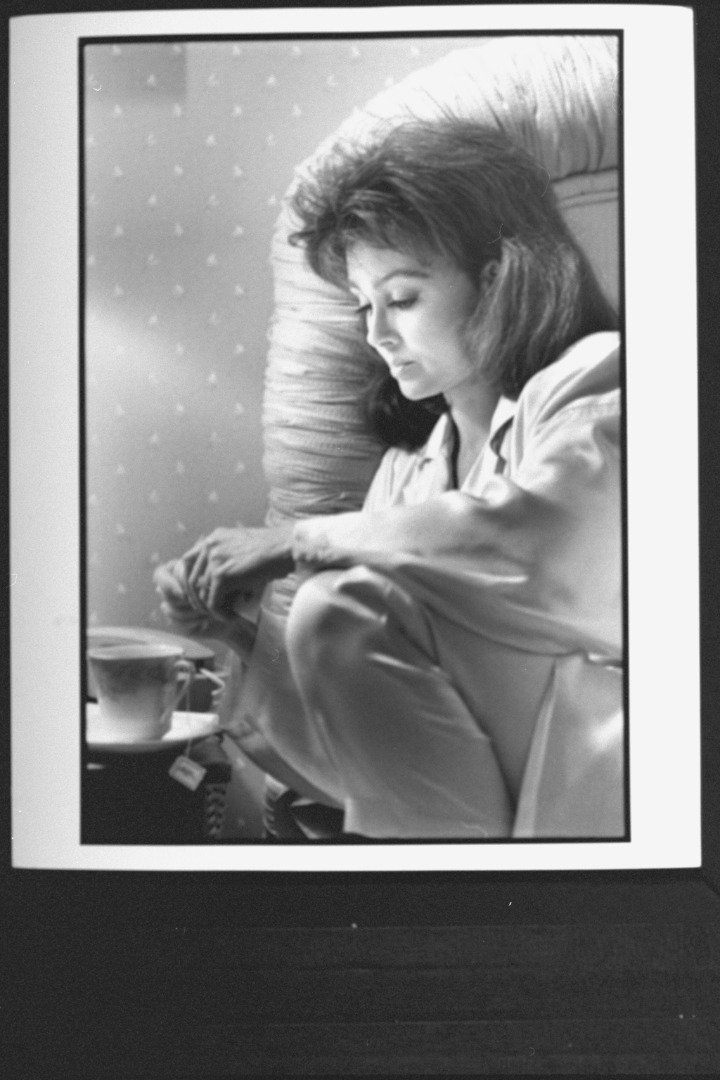 Naomi Judd, mother of mother-daughter C/W duo, making tea in bed, suffering from chronic hepatitis.in condo Nashville. | Source: Getty Images