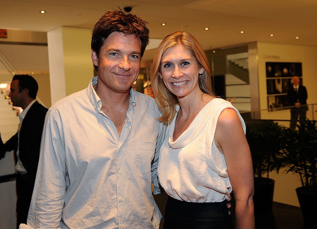 Jason Bateman and Marie Tillman attend a cocktail party for the Pat Tillman Foundation on October 8, 2009 | Photo: Getty Images