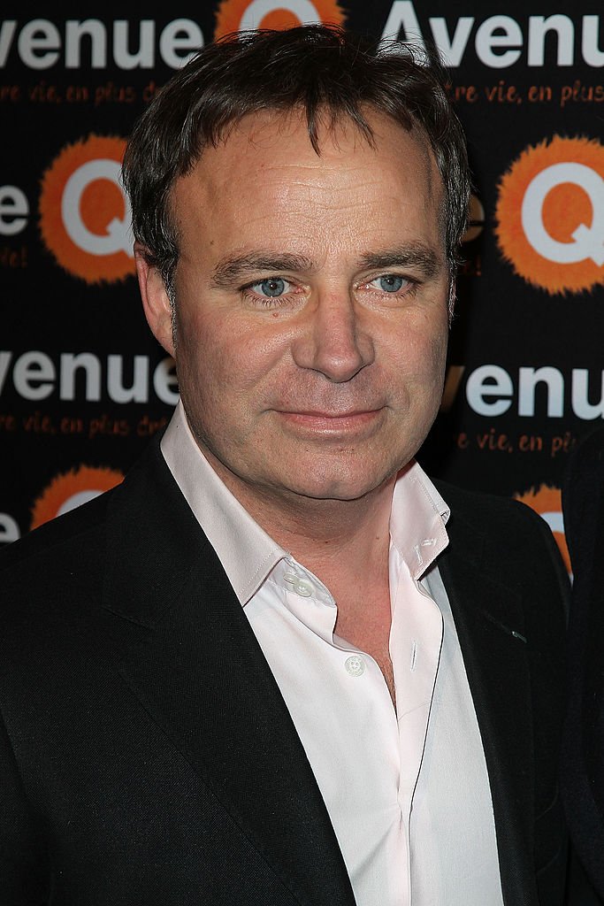 Fabien Lecoeuvre assiste à «l'avenue q» la première musicale - photocall à bobino le 9 février 2012 à Paris. | Photo : Getty Images