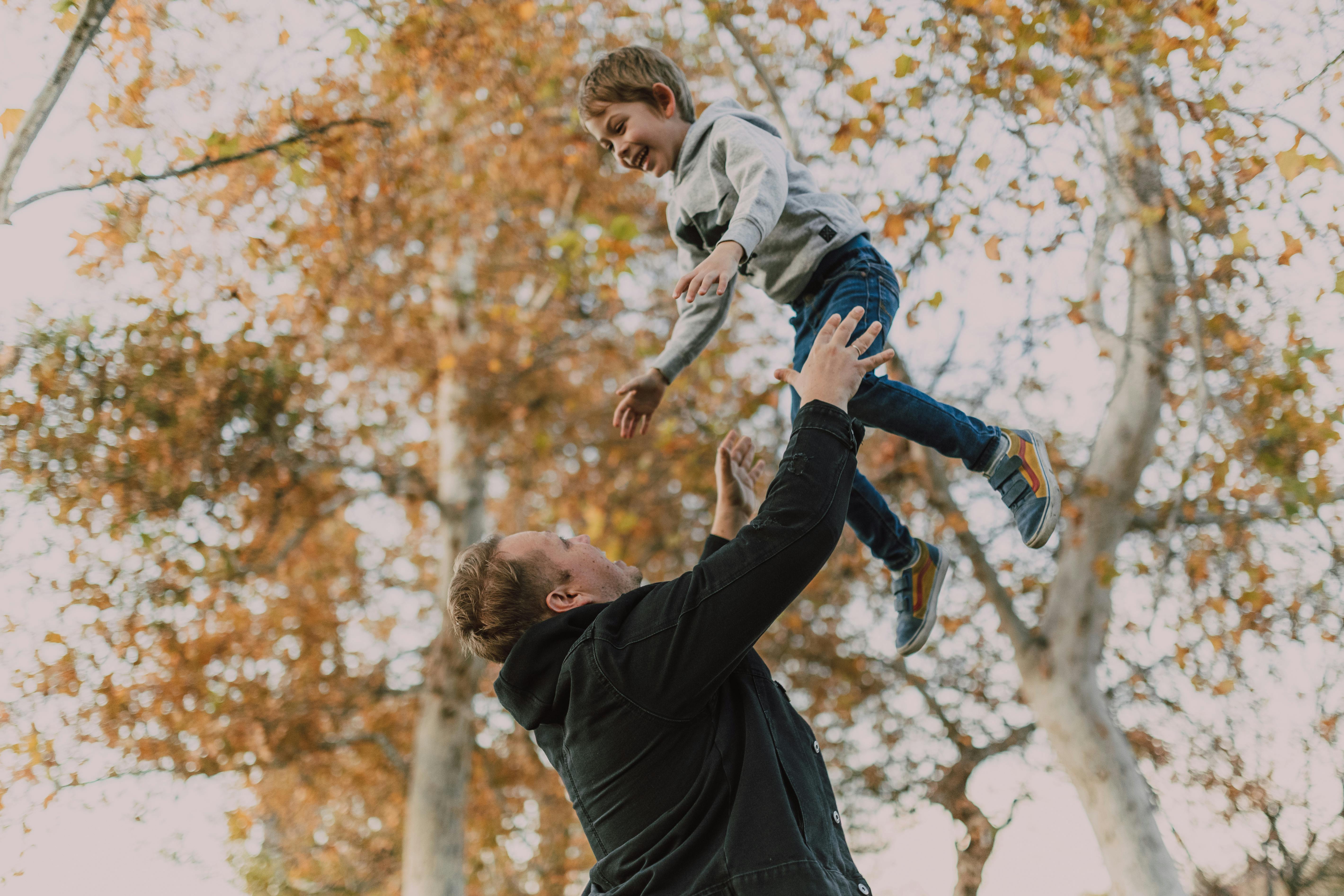 Father playing with his son | Source: Pexels